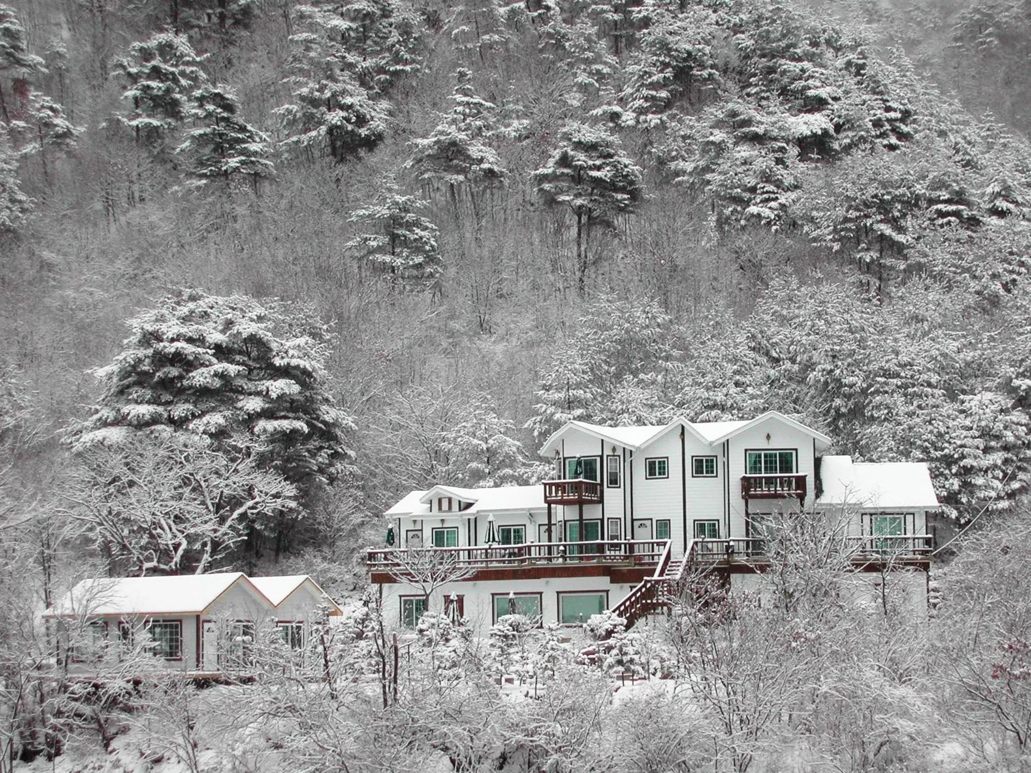 Property building in Starvill Pension