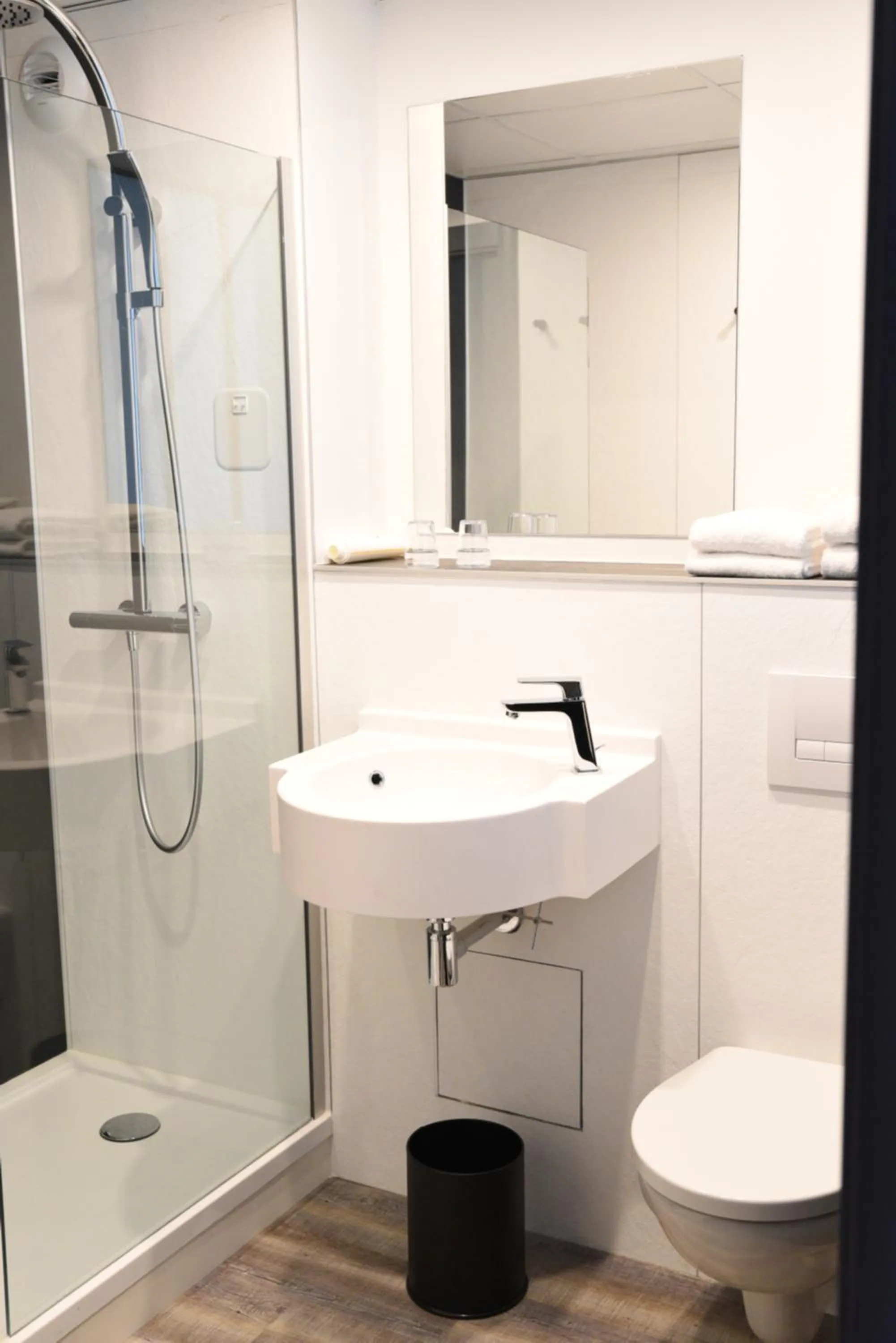 Property building in The Originals Boutique, Hôtel Montélimar