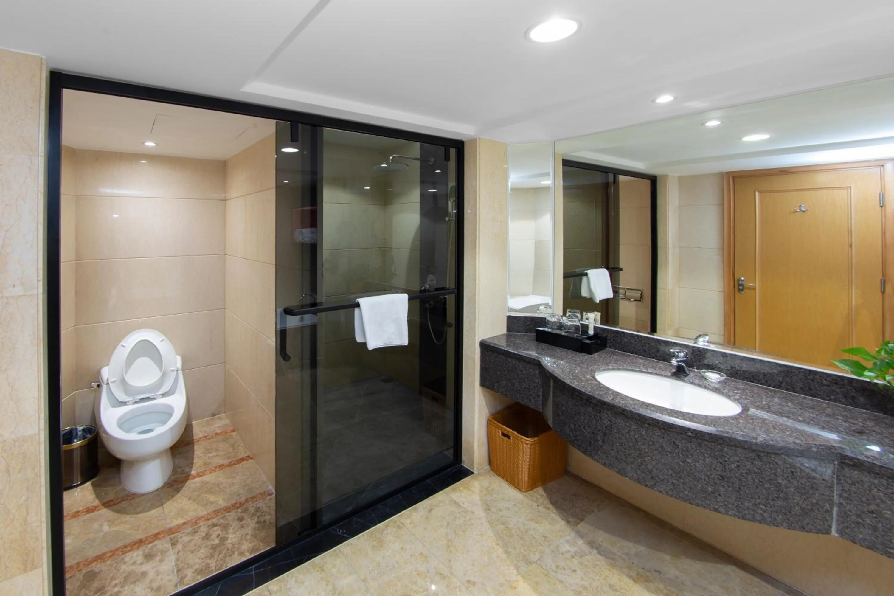 Gladden Hotel Jiangmen