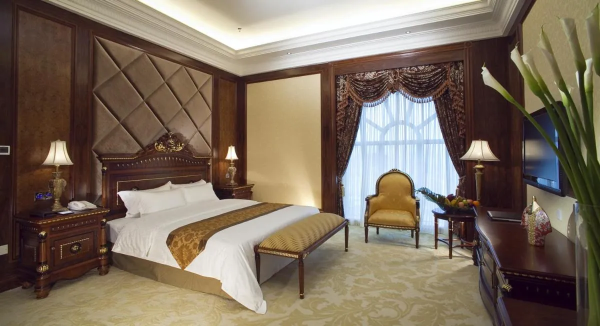 Gladden Hotel Jiangmen