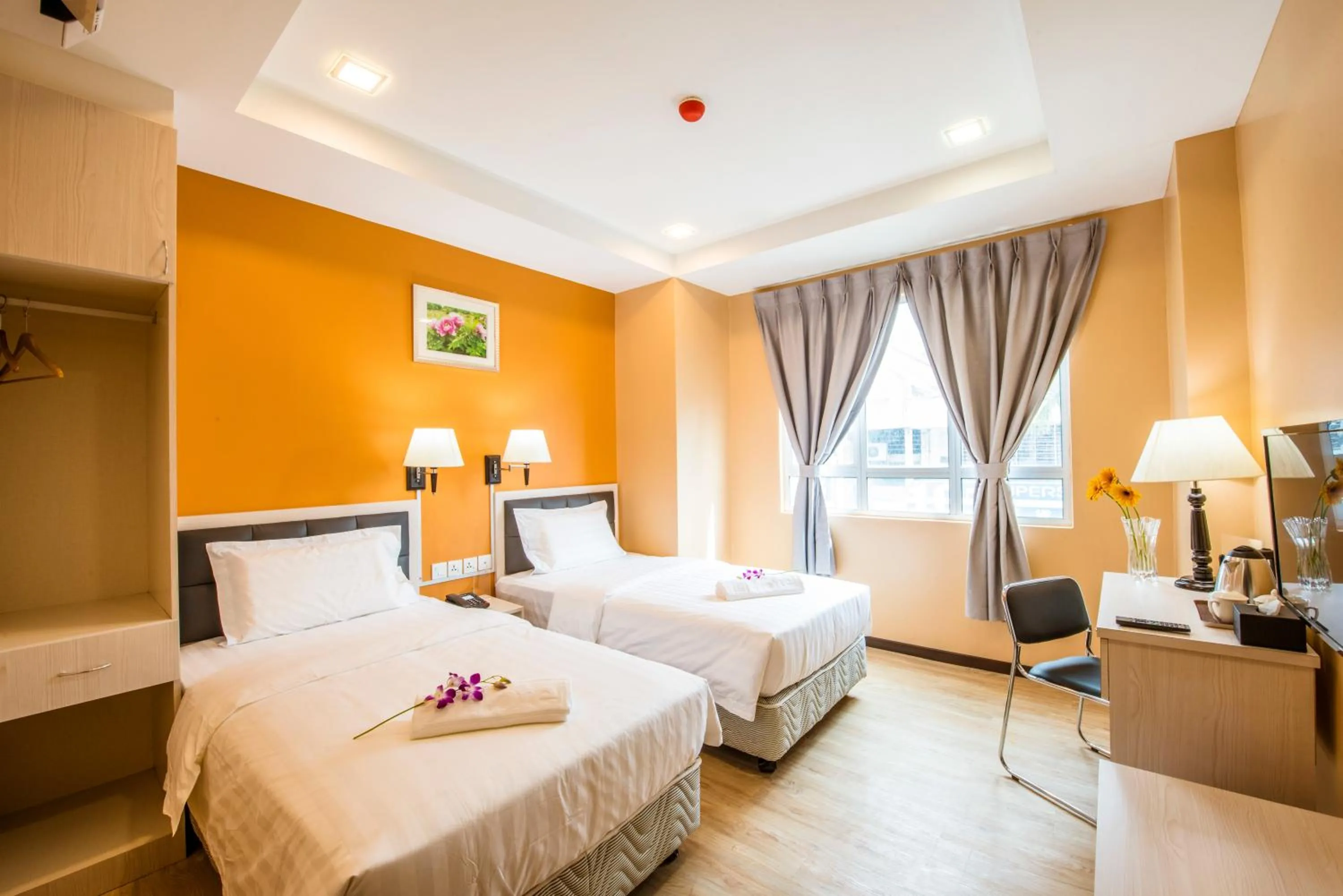 Bedroom, Bed in inHotel Inanam