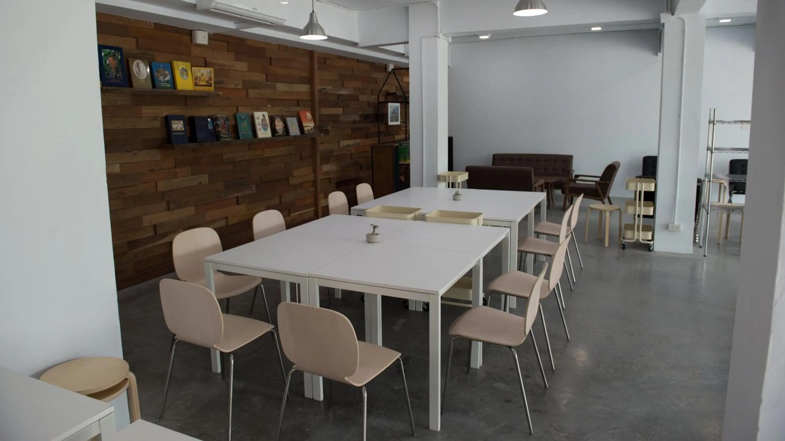 Library in Veethara Boutique Hotel