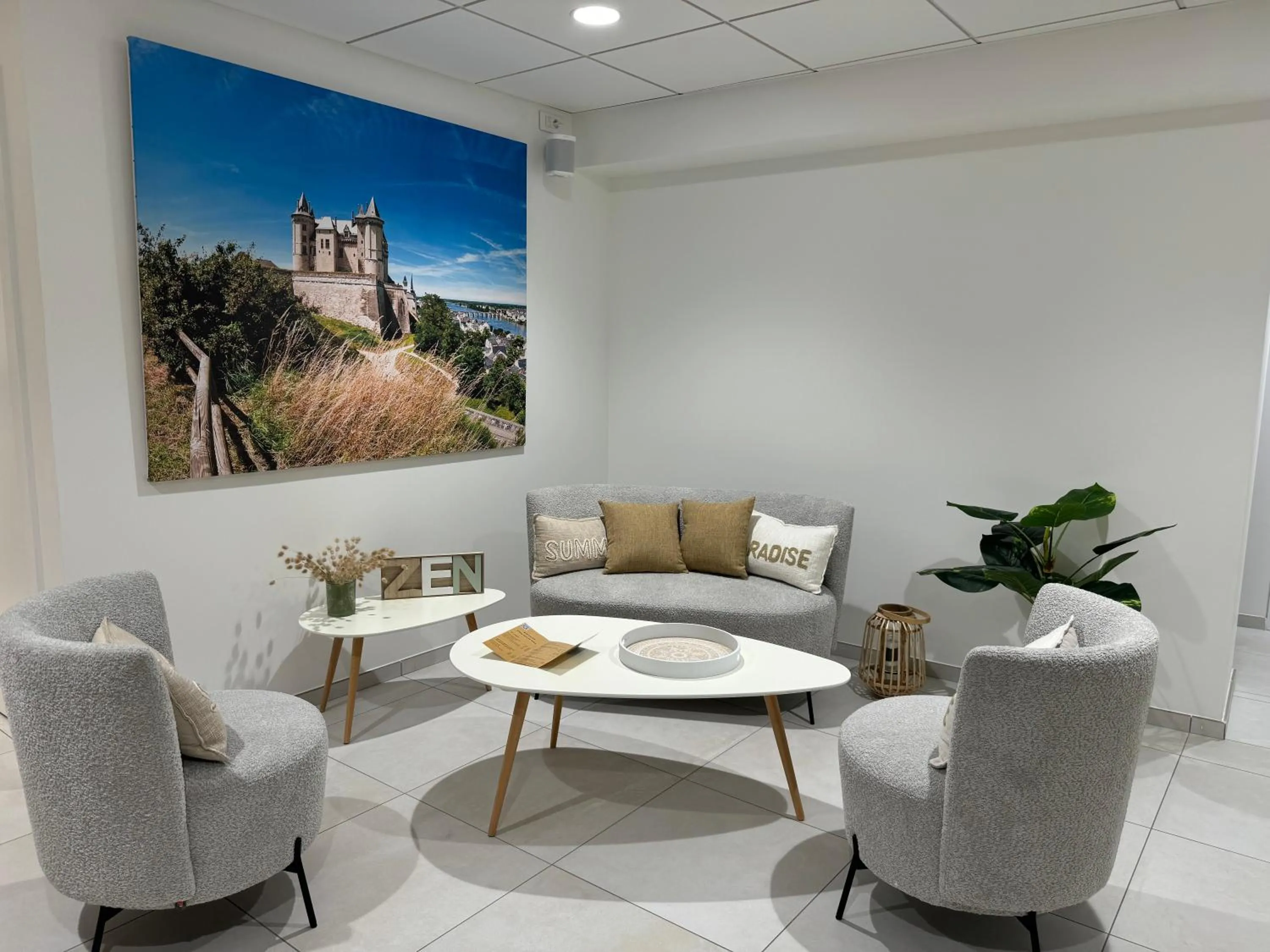 Spa and wellness centre/facilities in Kyriad Saumur Hyper Centre Hôtel, Appartements, Séminaires et SPA soins Sothys Paris