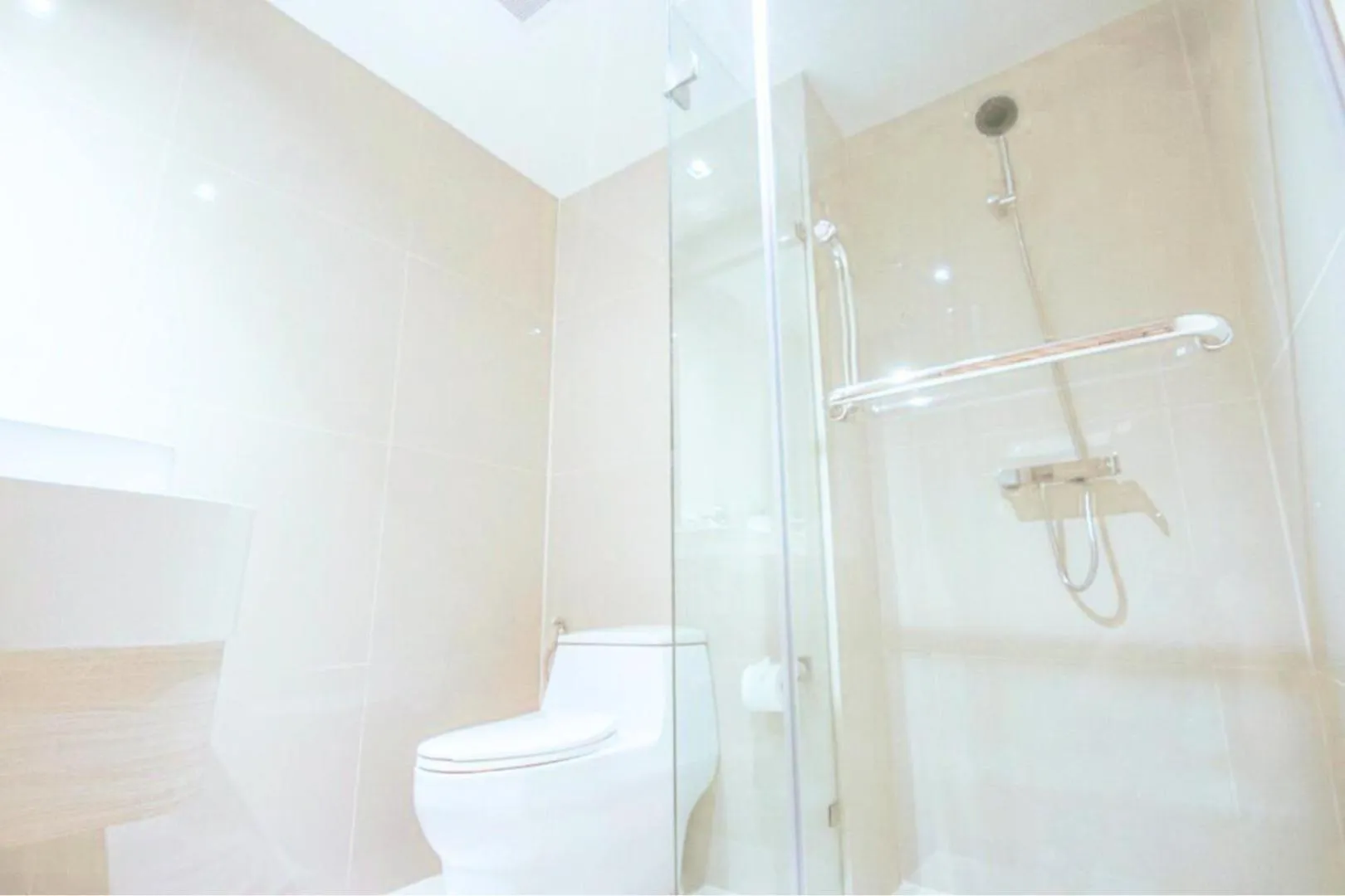 Bathroom in Zand Morada Pattaya