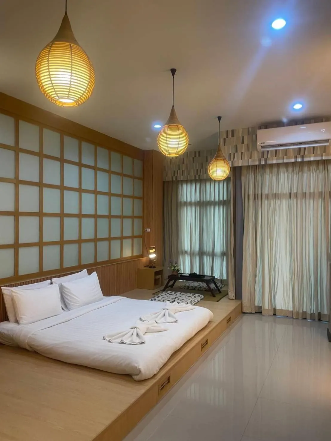 Bed in The Iconic Hotel Ranong