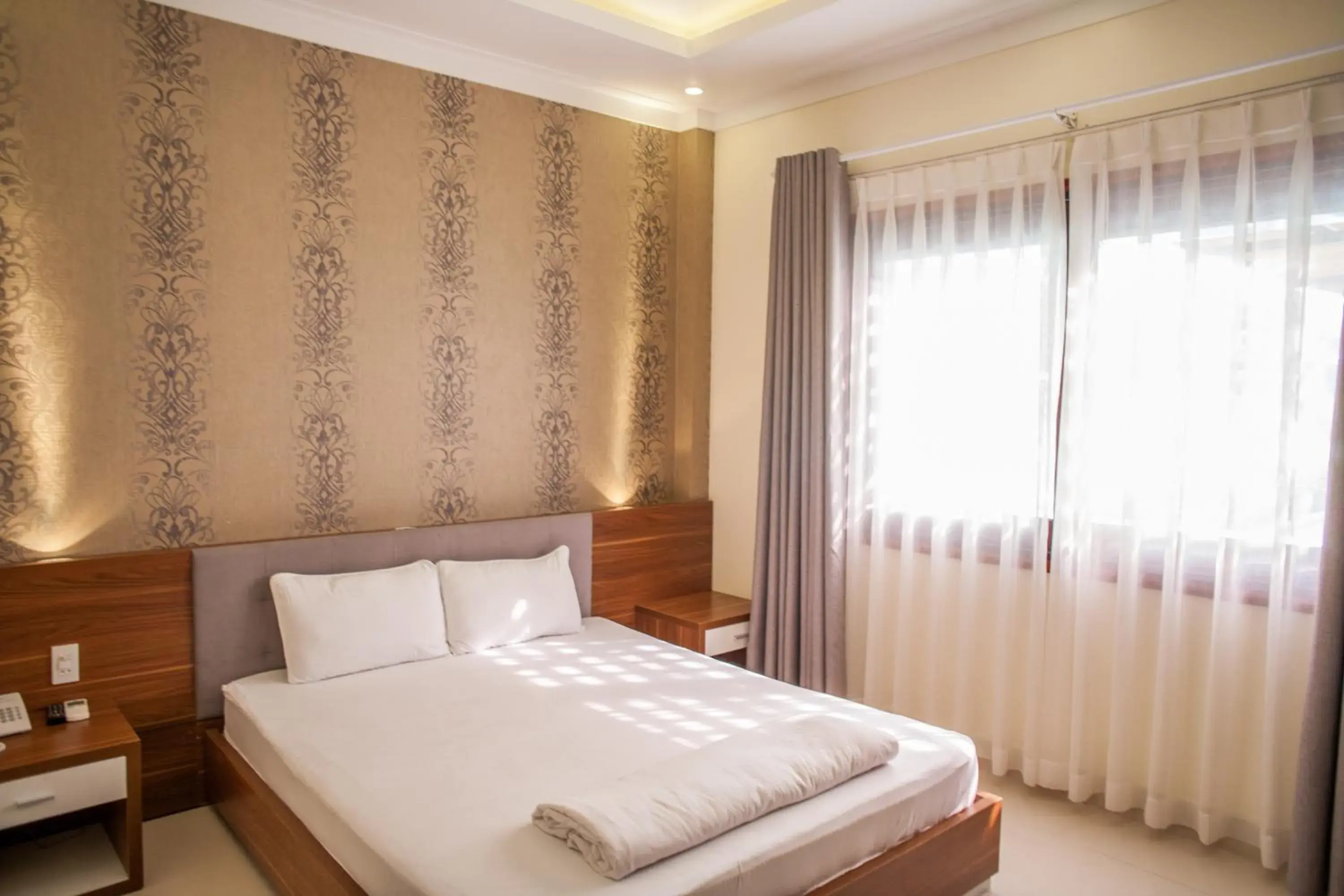Large Double Room in Trieu Khang Hotel gần sân bay Cam Ranh near Cam Ranh Airport Large Double Room in Trieu Khang Hotel gần sân bay Cam Ranh near Cam Ranh Airport