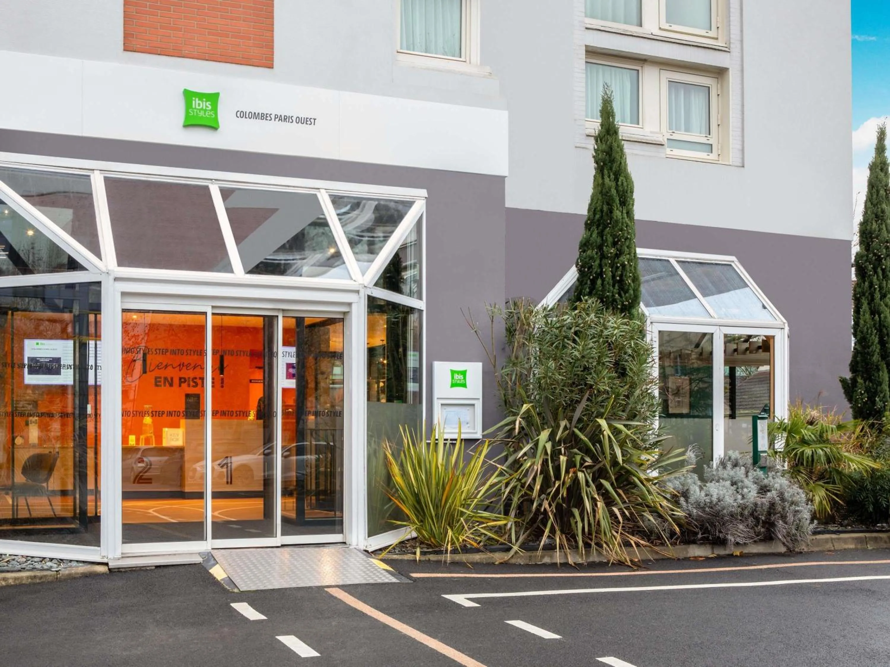Property building in ibis Styles Colombes Paris Ouest (Ouverture Octobre 2025)