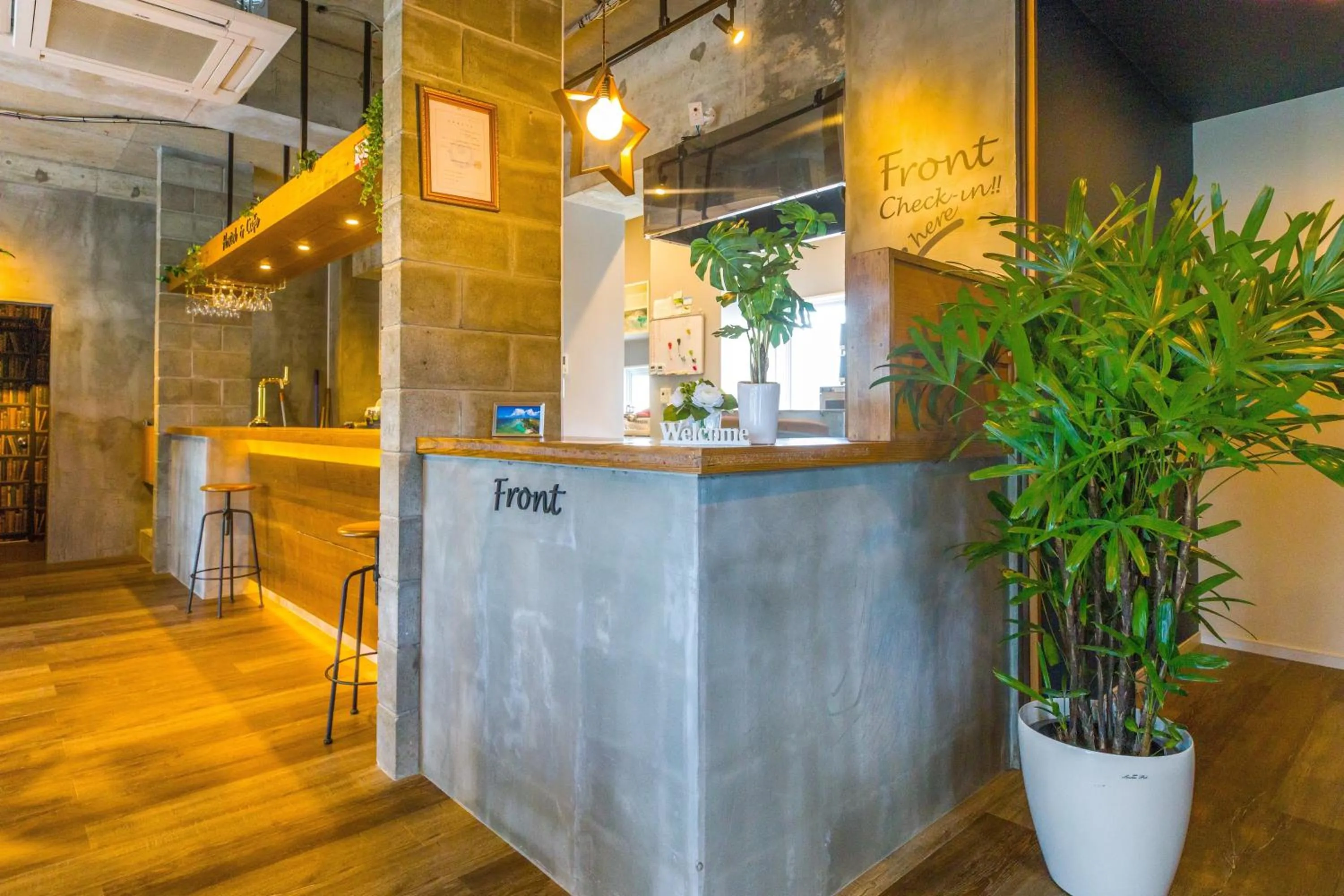 Lobby or reception, Lobby/Reception in Mr. Kinjo in Shiozaki