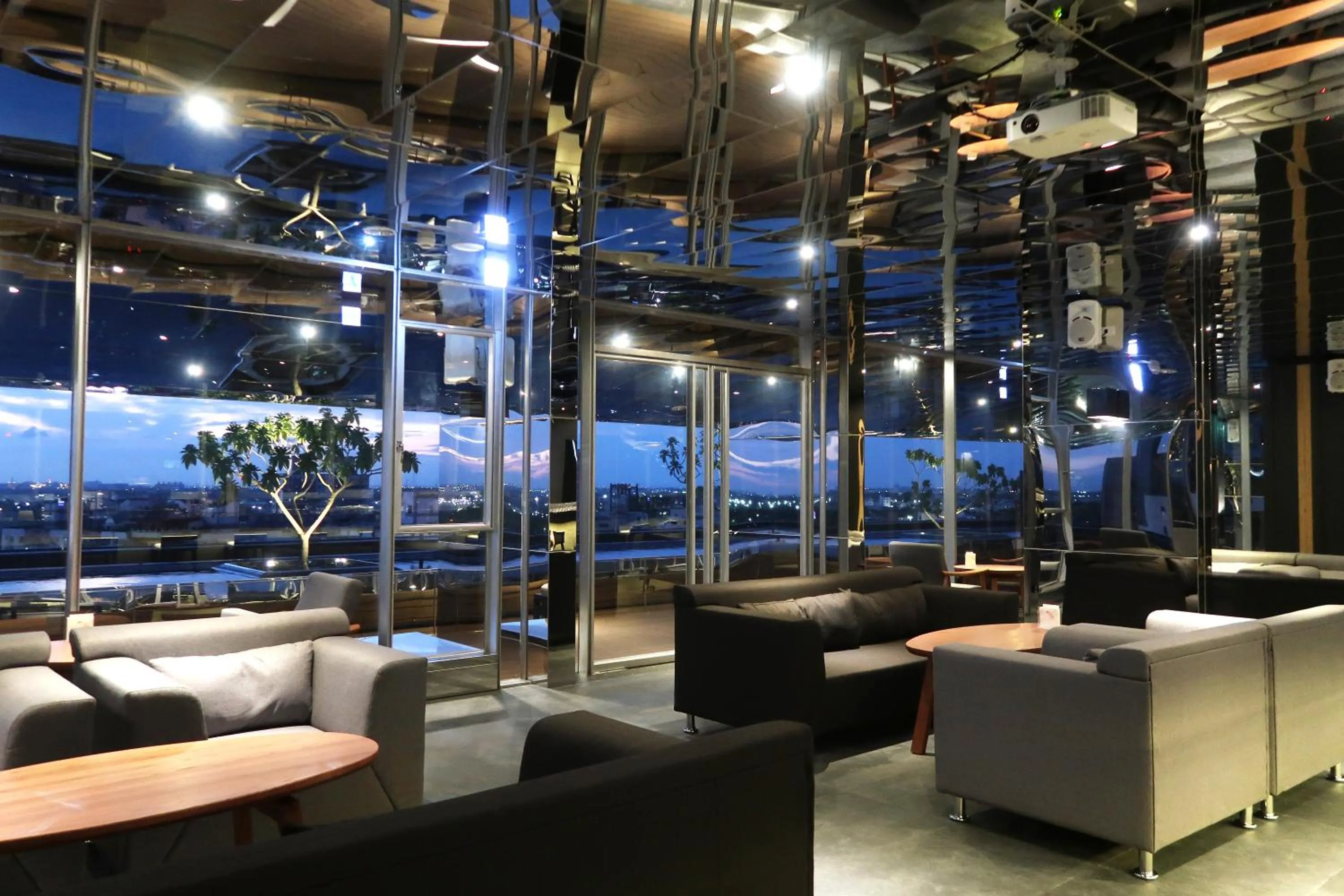 Lounge or bar in Orient Luxury Hotel