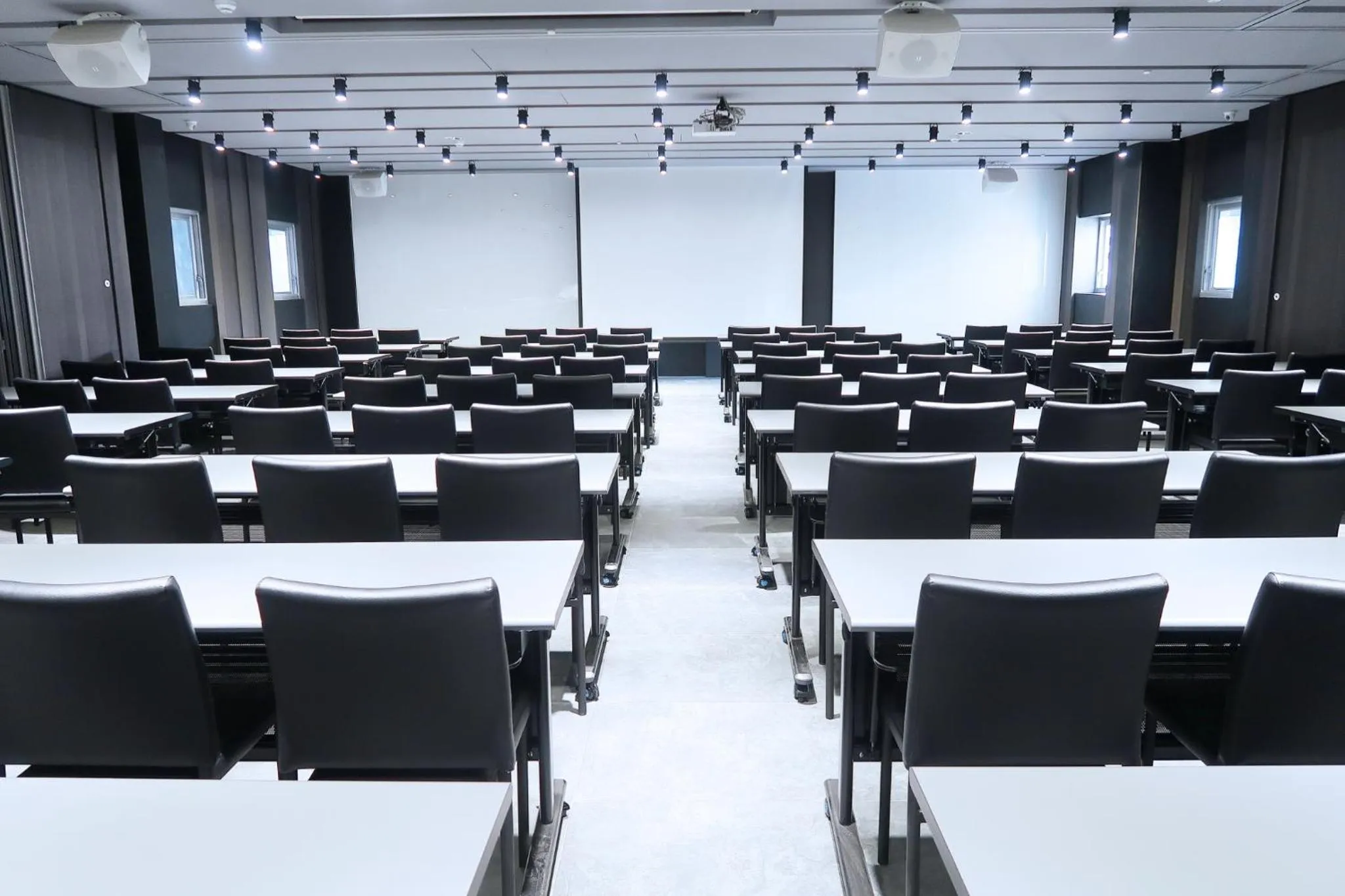 Meeting/conference room in Orient Luxury Hotel
