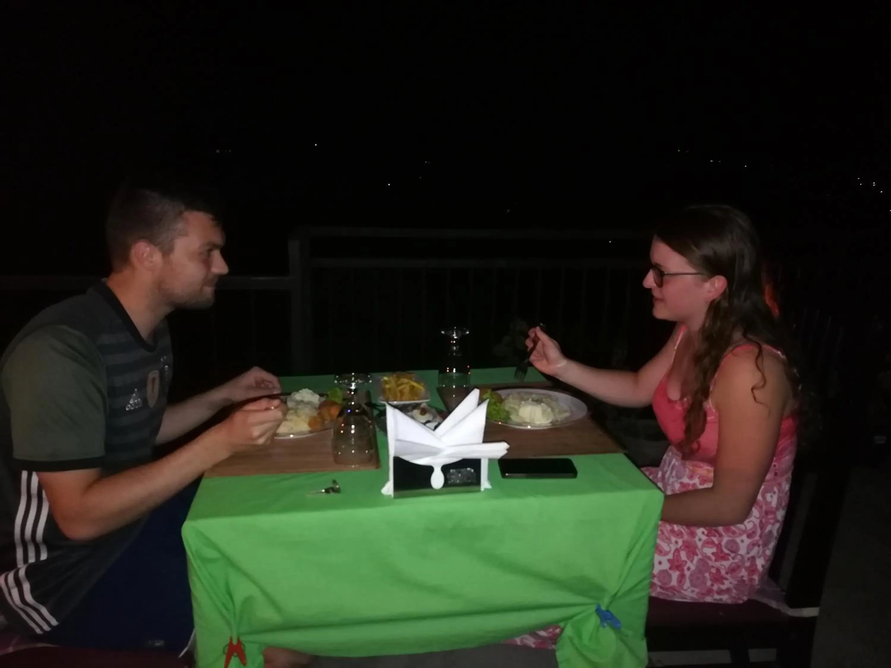 Restaurant/places to eat in Villa Forest View - No: 50/17