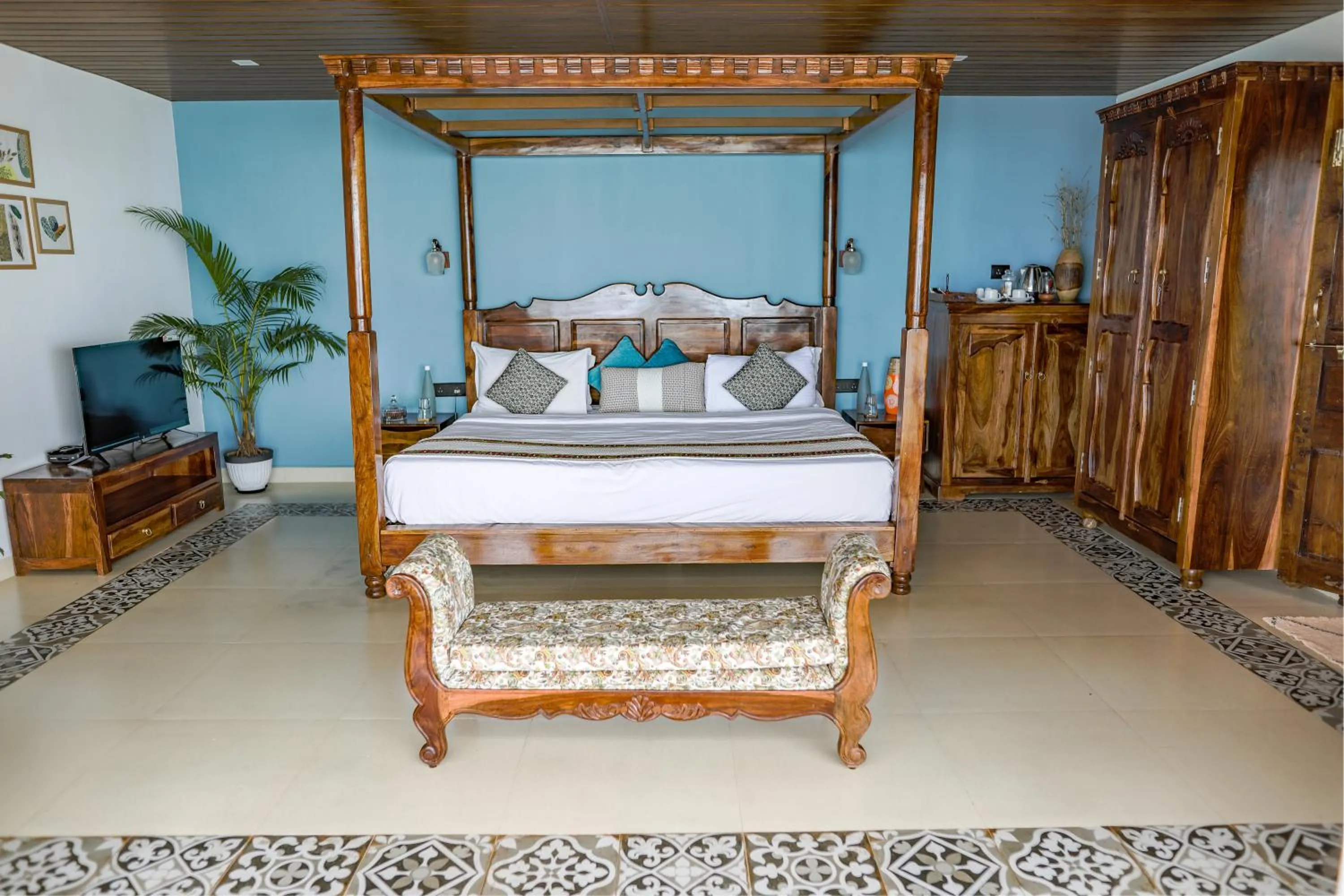 Bed in The Cape Goa