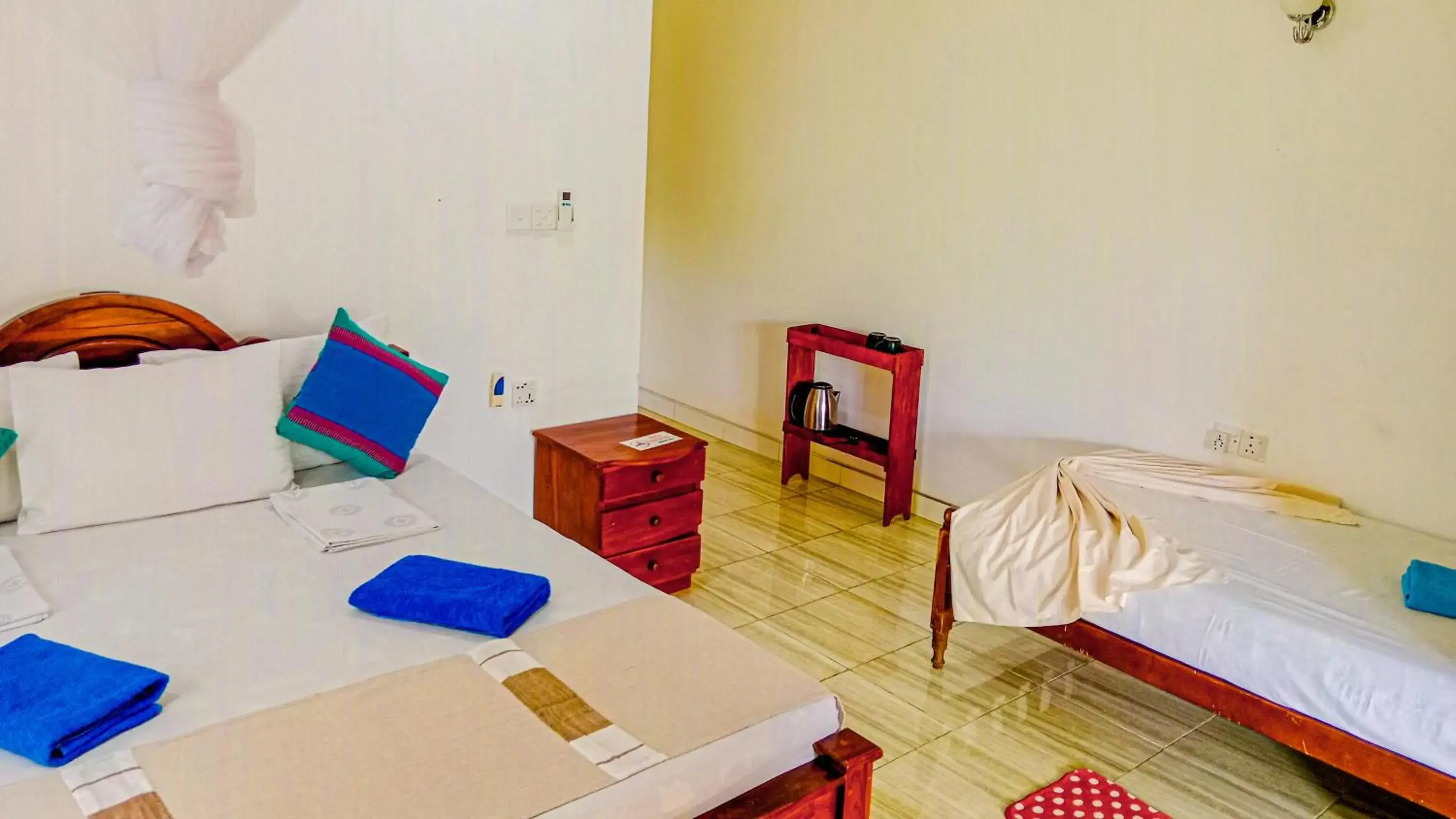 Deluxe Family Room in Sigiri Sky Home & TreeHouse Deluxe Family Room in Sigiri Sky Home & TreeHouse