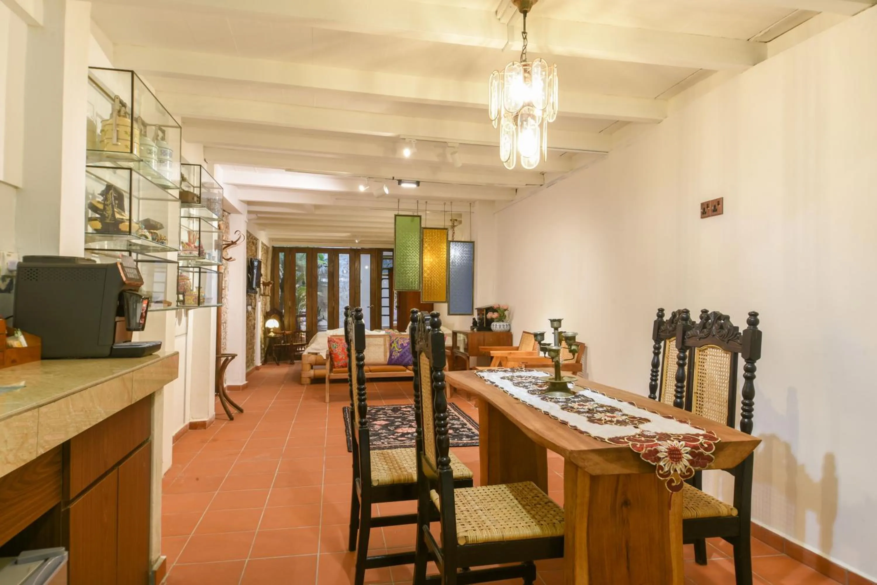 Seating area in Ohana House @ 15 Kuli