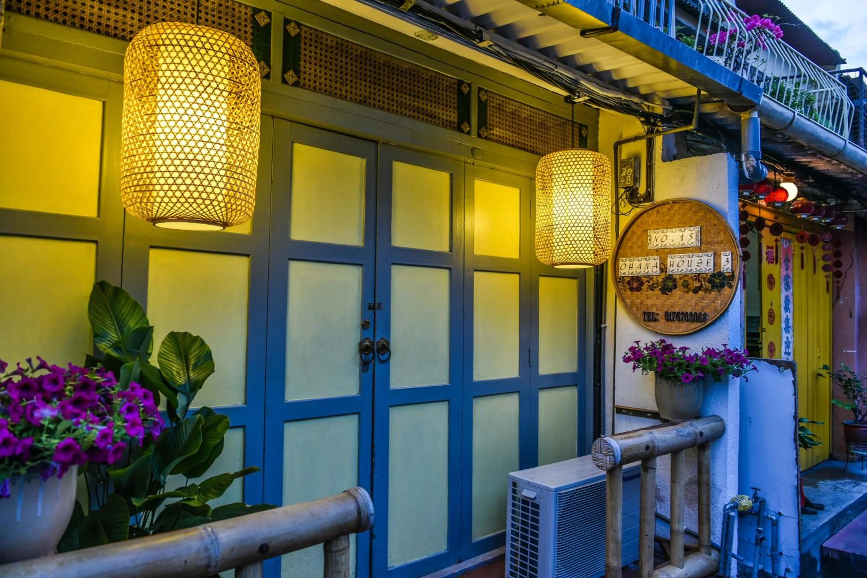 Facade/entrance in Ohana House @ 15 Kuli