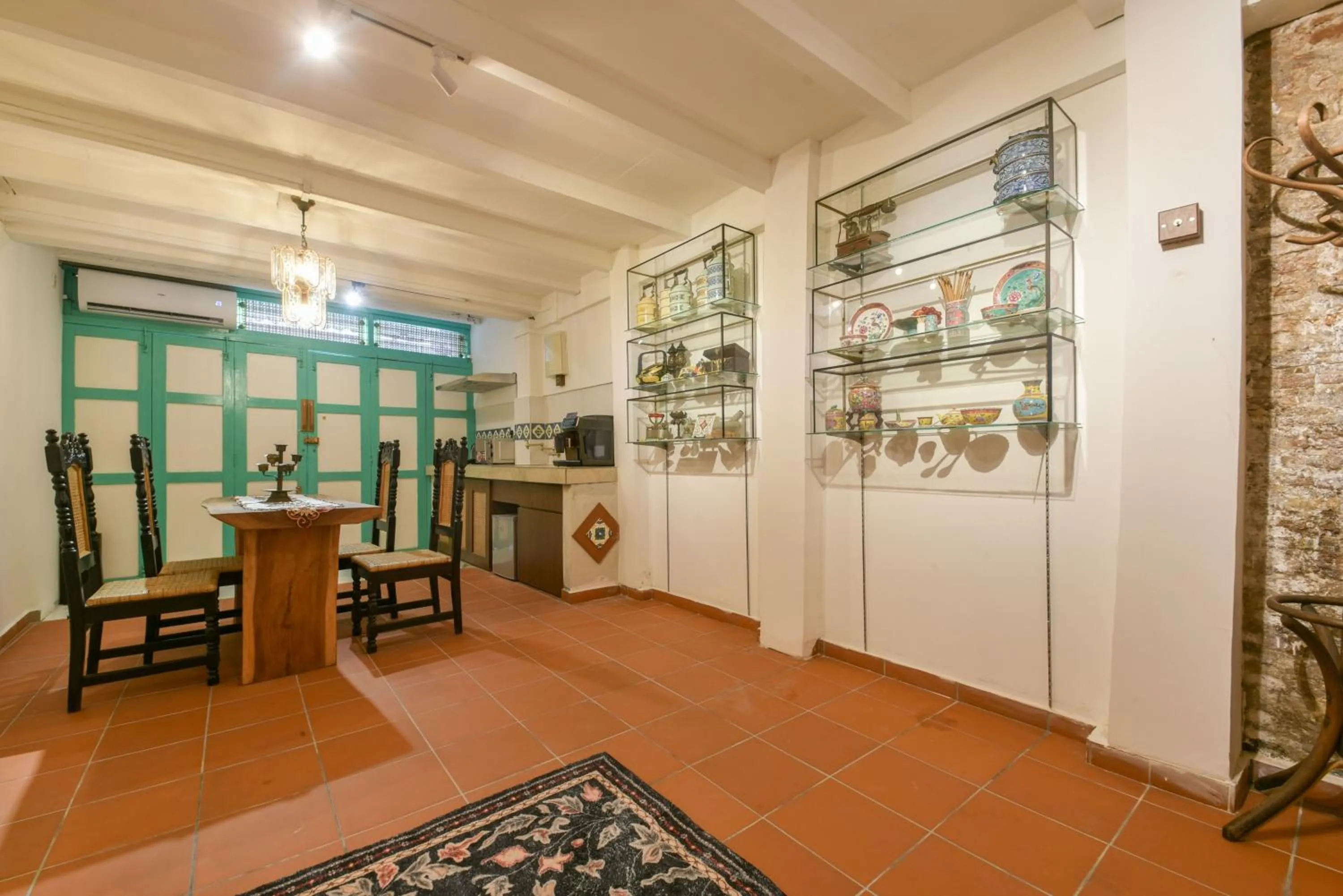 Property building in Ohana House @ 15 Kuli