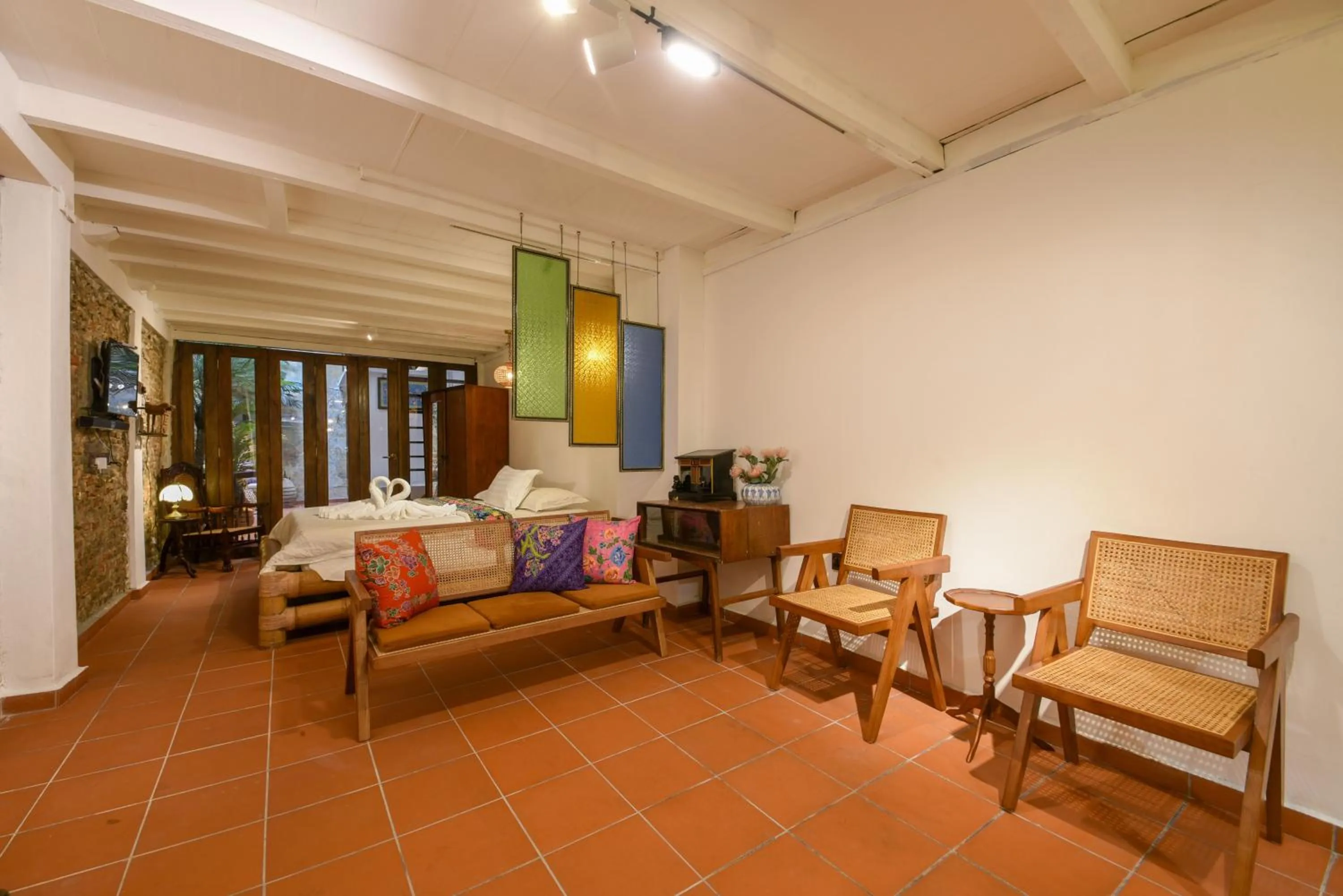 Seating area in Ohana House @ 15 Kuli