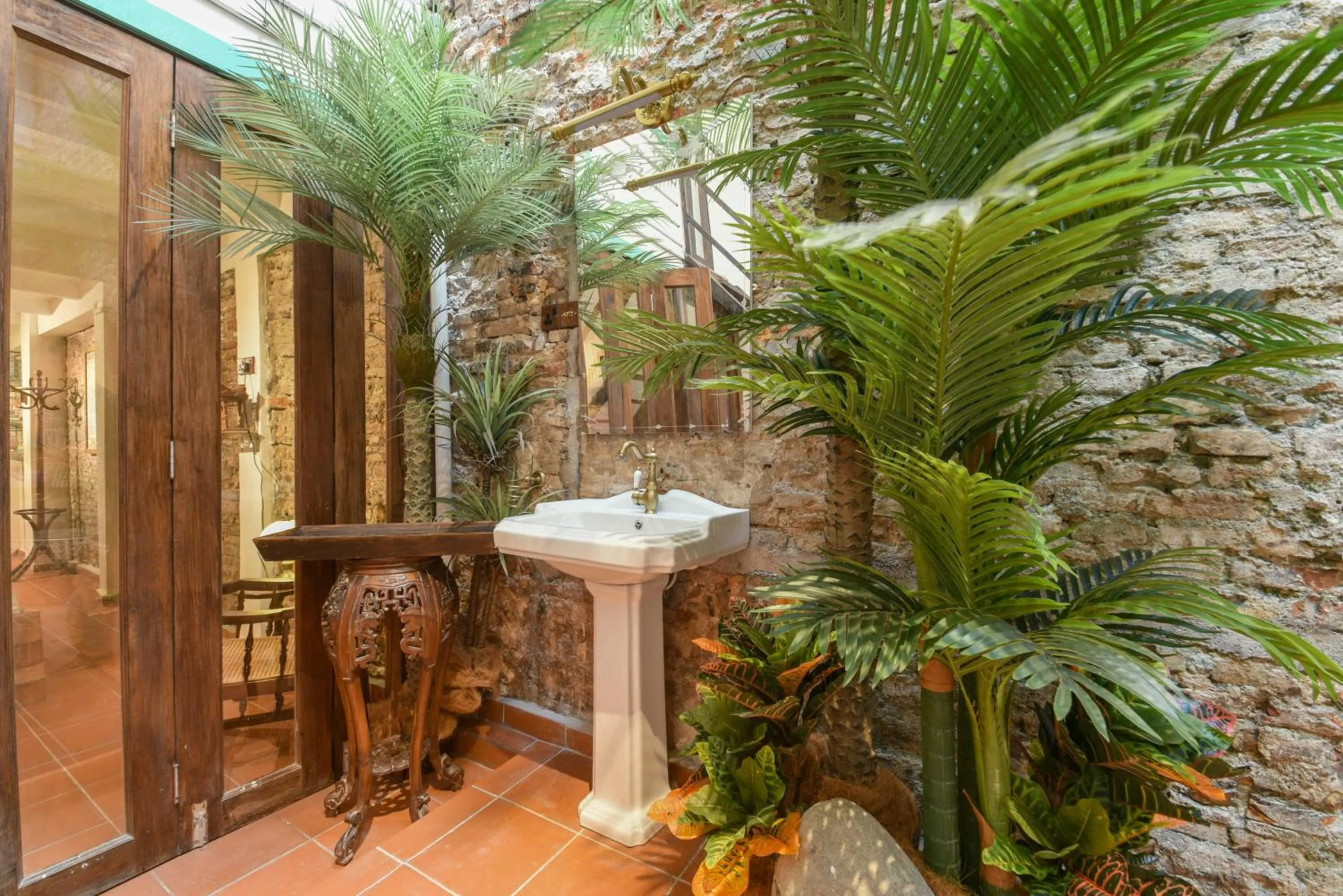 Property building in Ohana House @ 15 Kuli