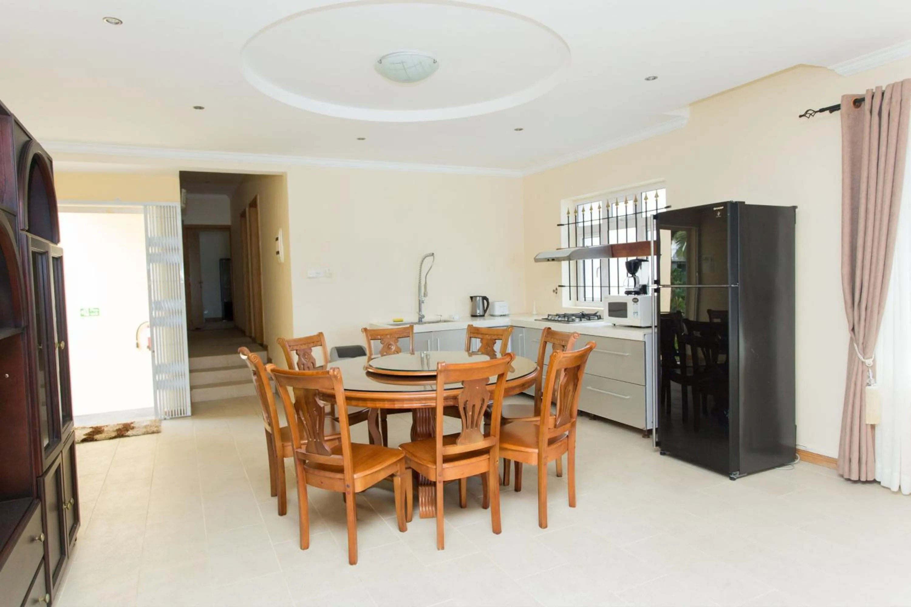 Kitchen or kitchenette in Garden Villas