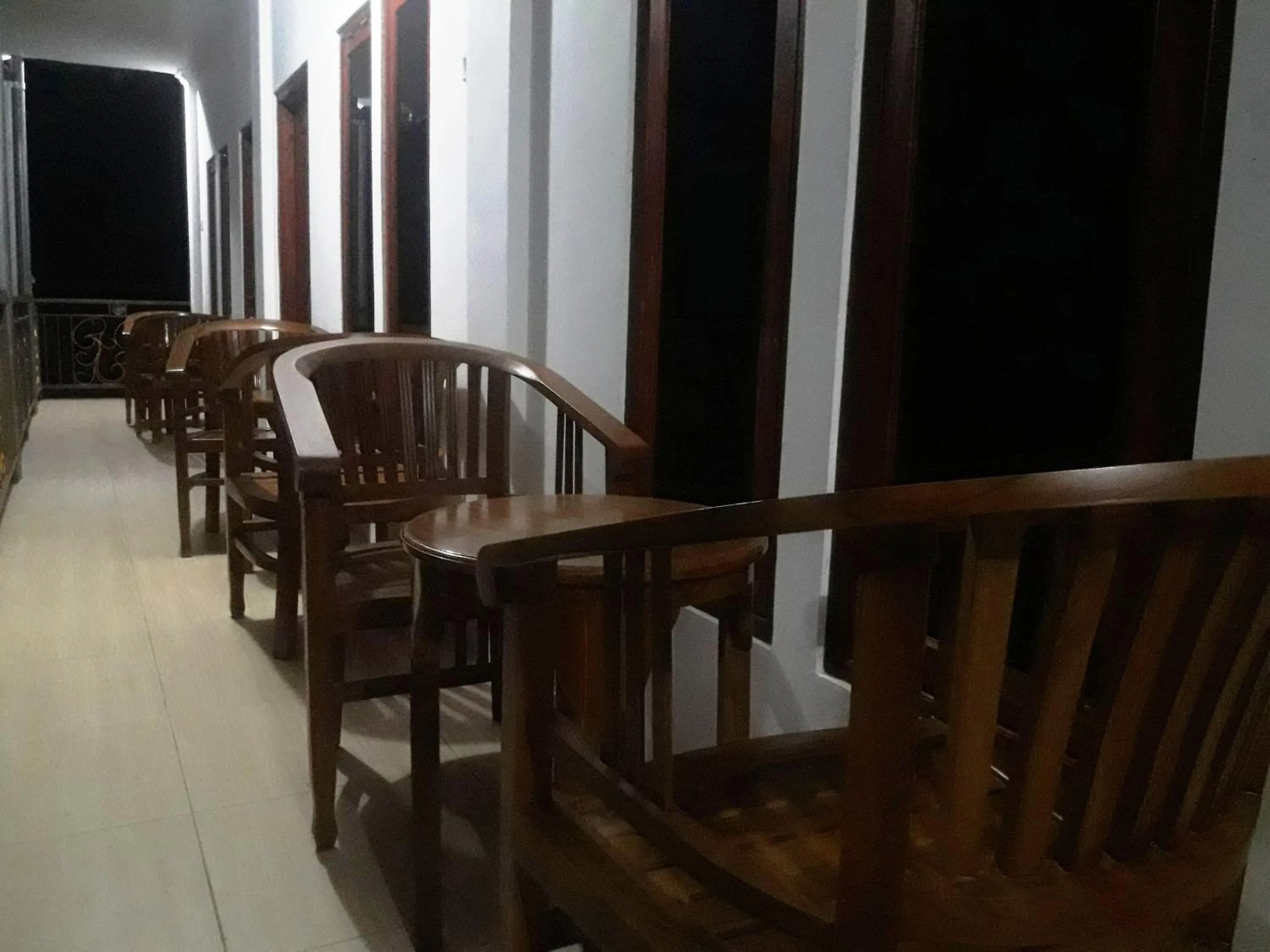 Night in The Teuz B&B