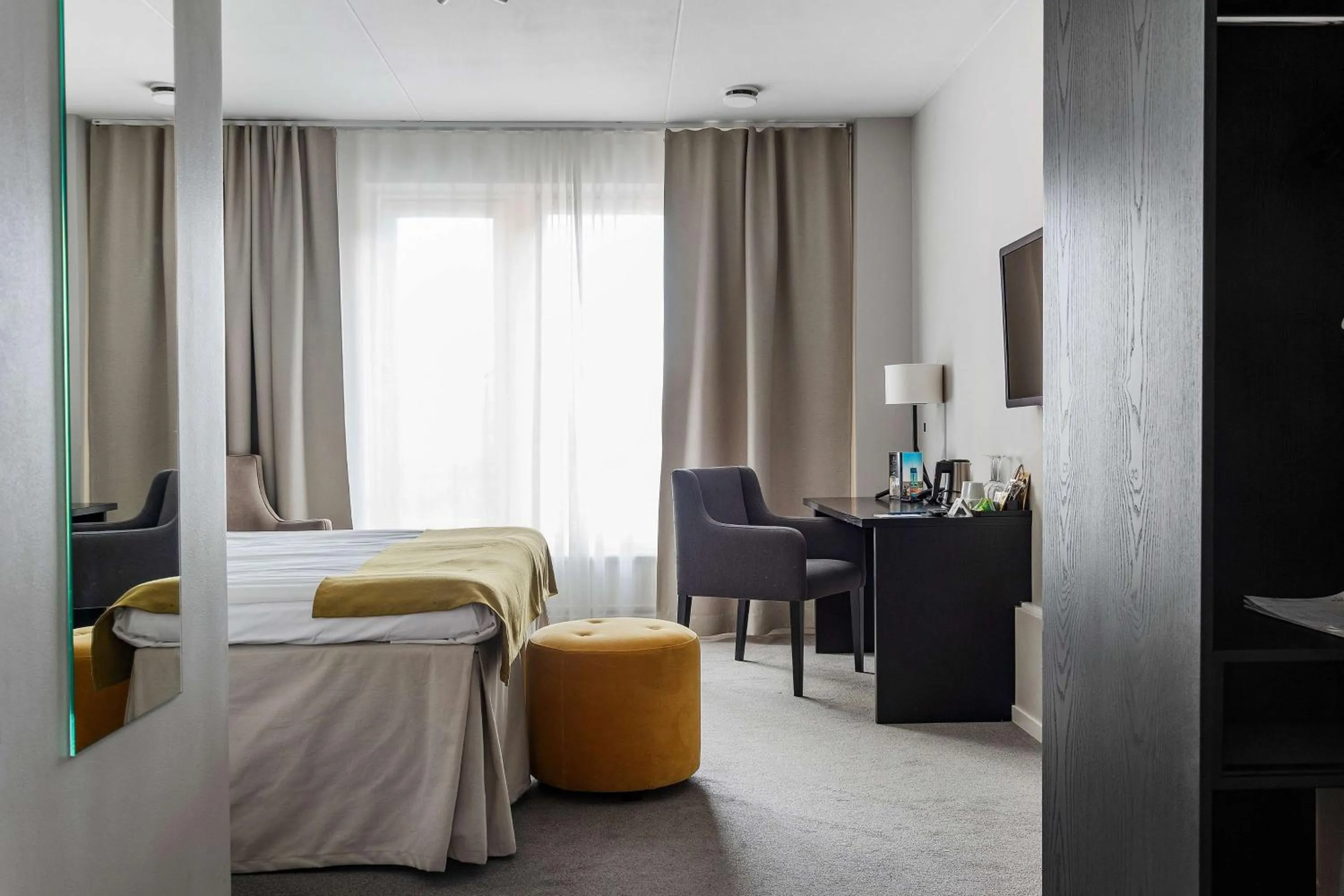 Bedroom, Bed in Best Western Plus Hotel Plaza