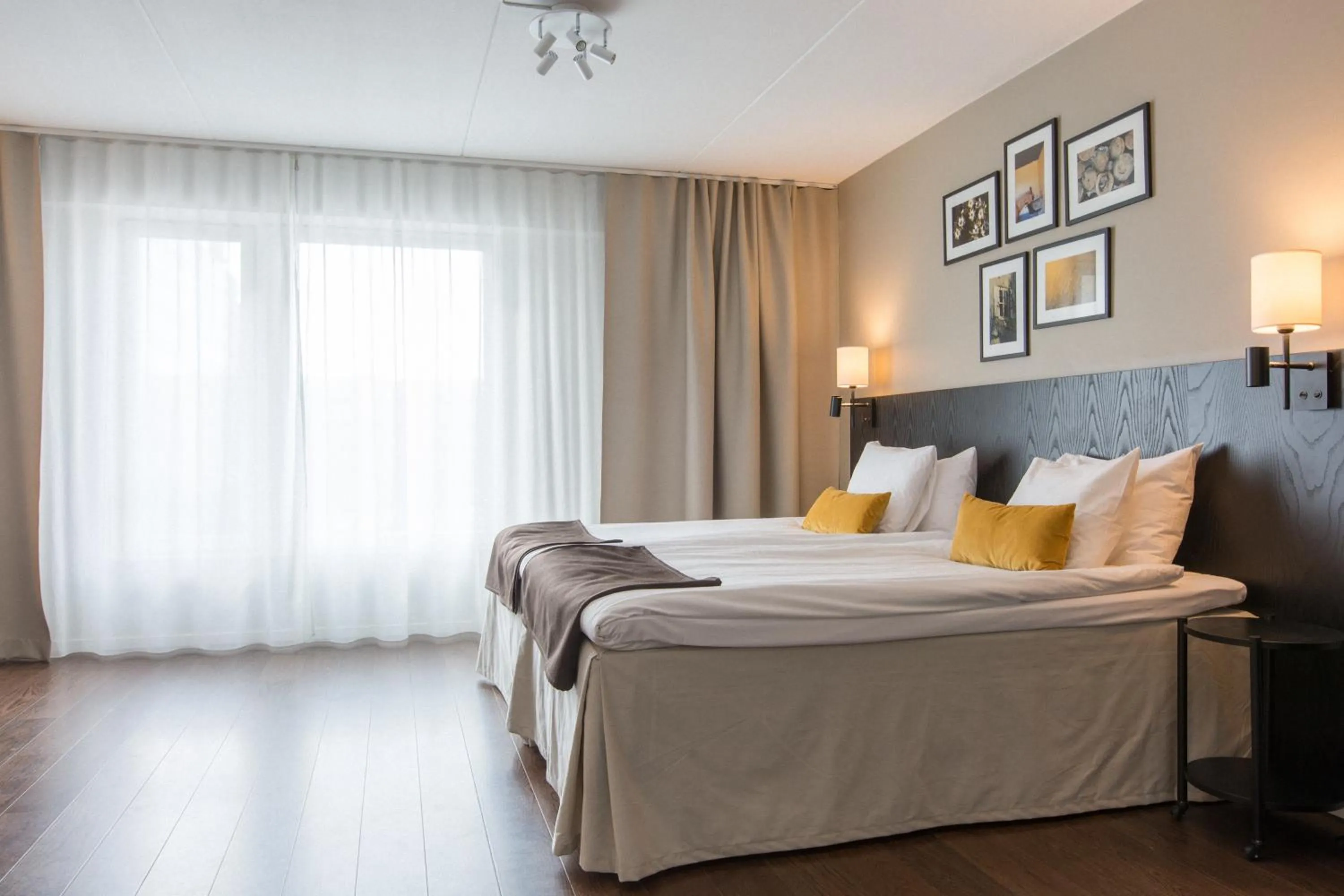 Bed in Best Western Plus Hotel Plaza