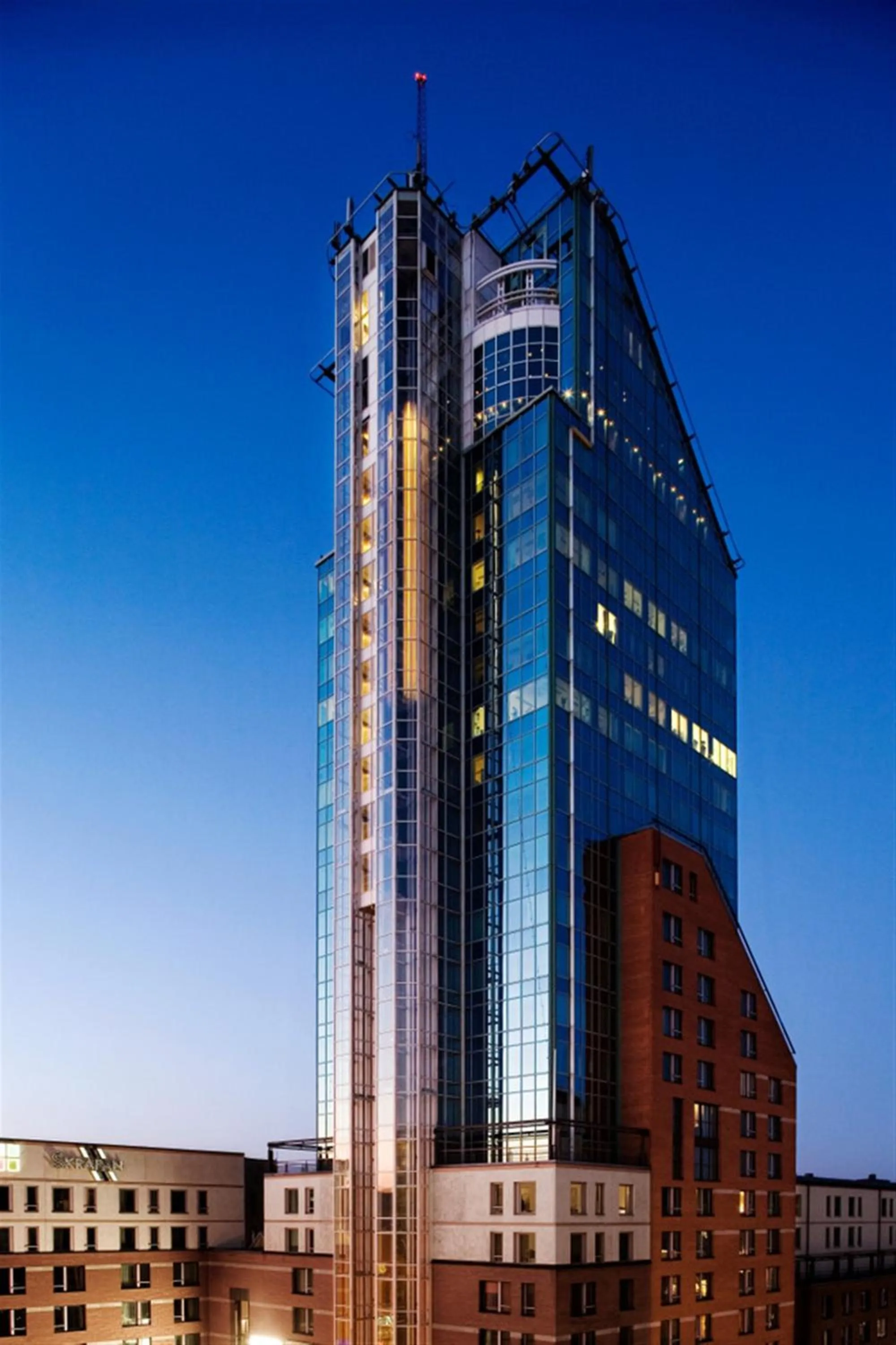 Property building in Best Western Plus Hotel Plaza