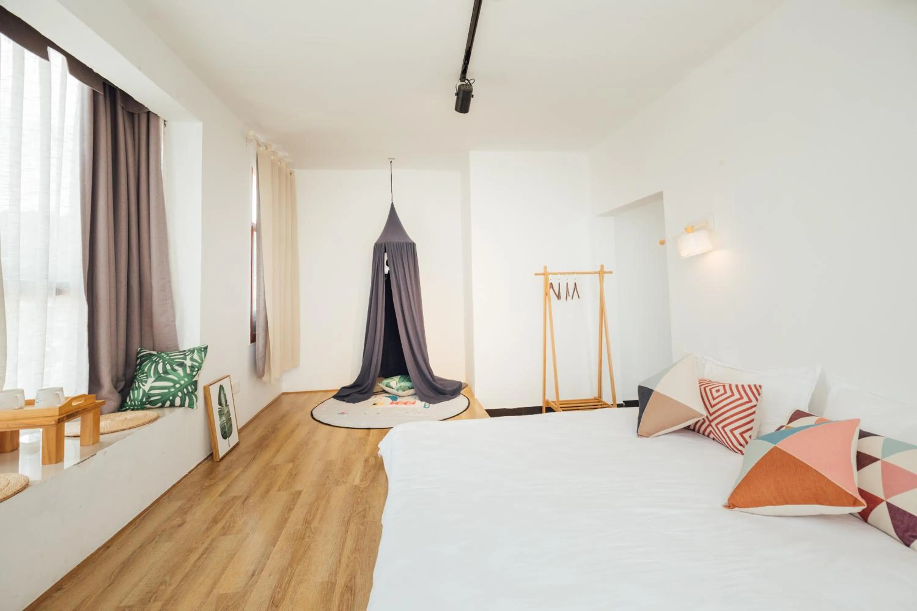 Photo of the whole room in Zhangjiajie Zhijue Art Hotel