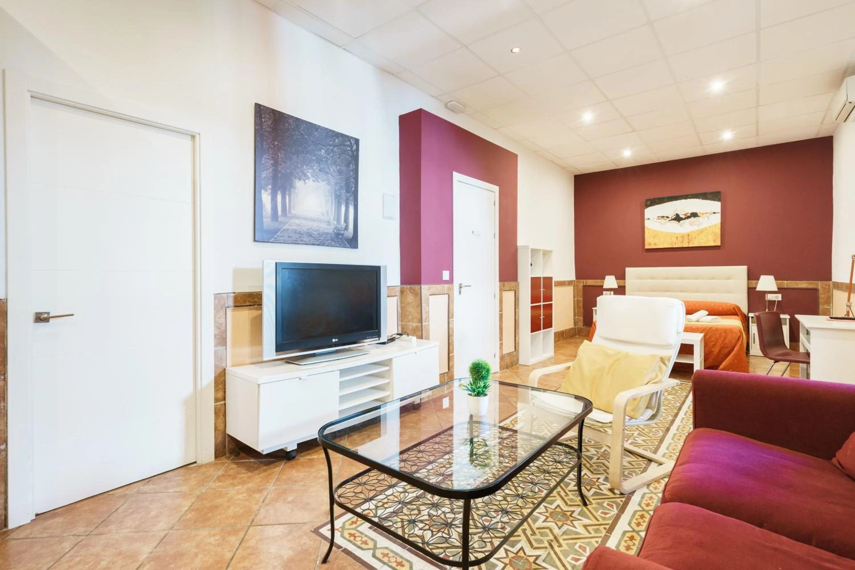 Bedroom in Hotel Carlos V Jerez by Vivere Stays