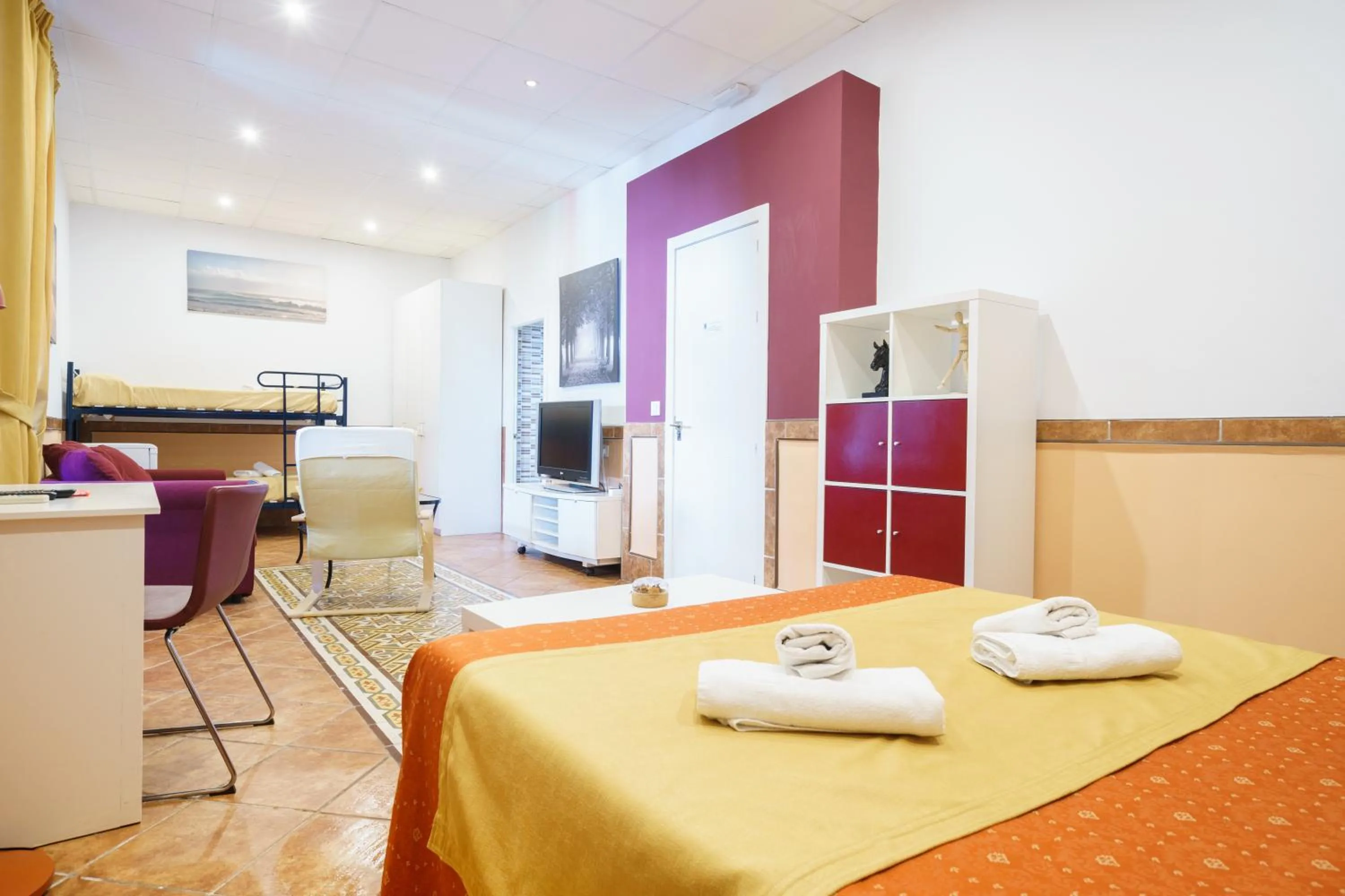 Bedroom, Bed in Hotel Carlos V Jerez by Vivere Stays