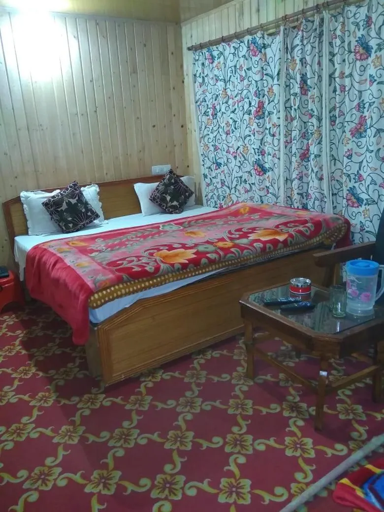 Bed in Hotel Bright Palace