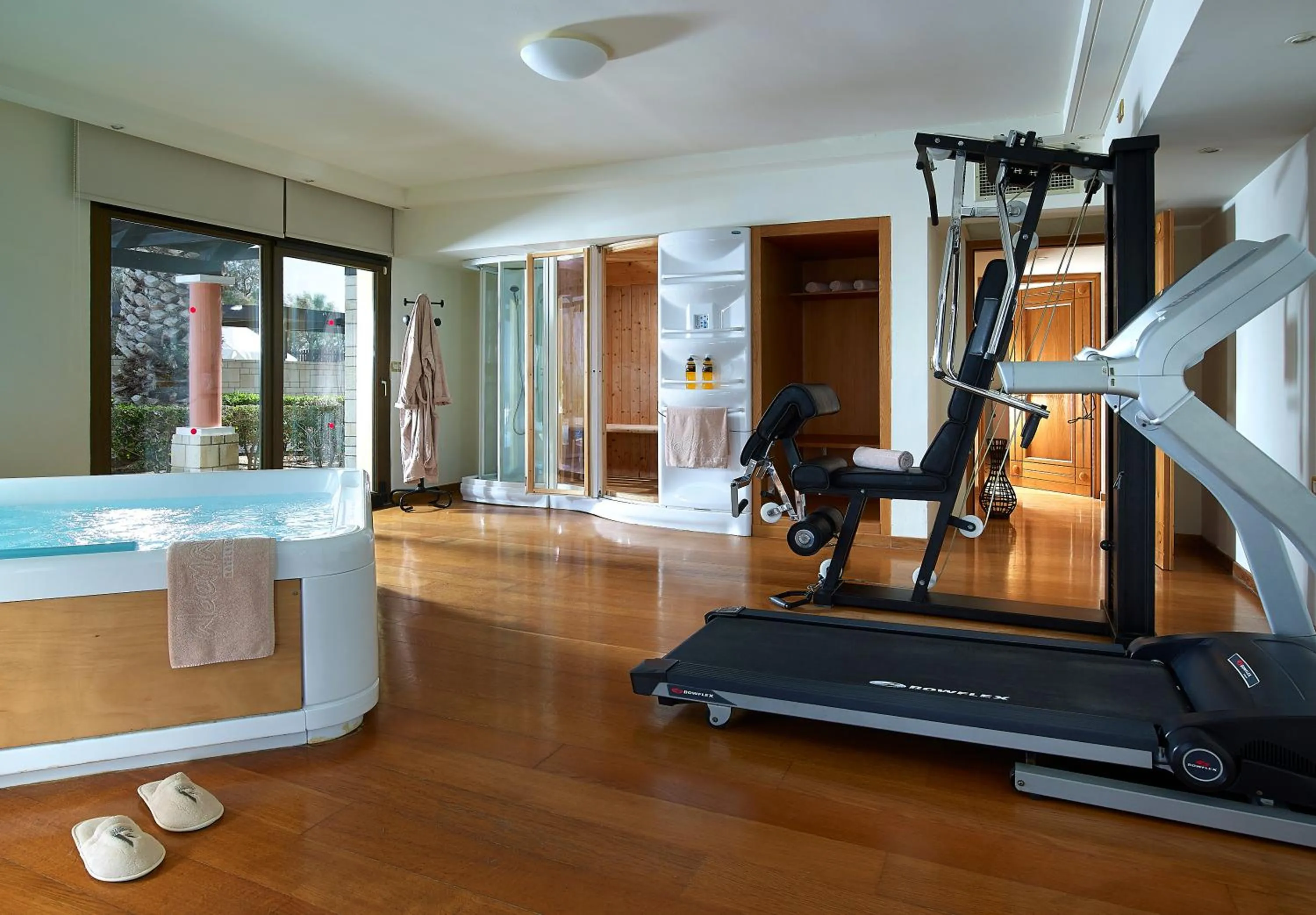 Fitness centre/facilities in Knossos Royal Villas