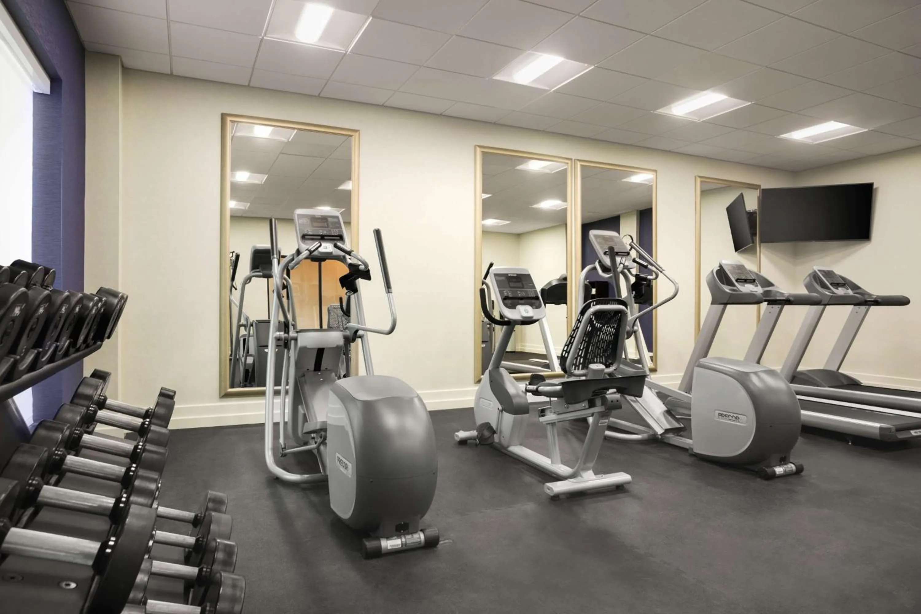 Fitness centre/facilities in Hilton Garden Inn Houston-Baytown