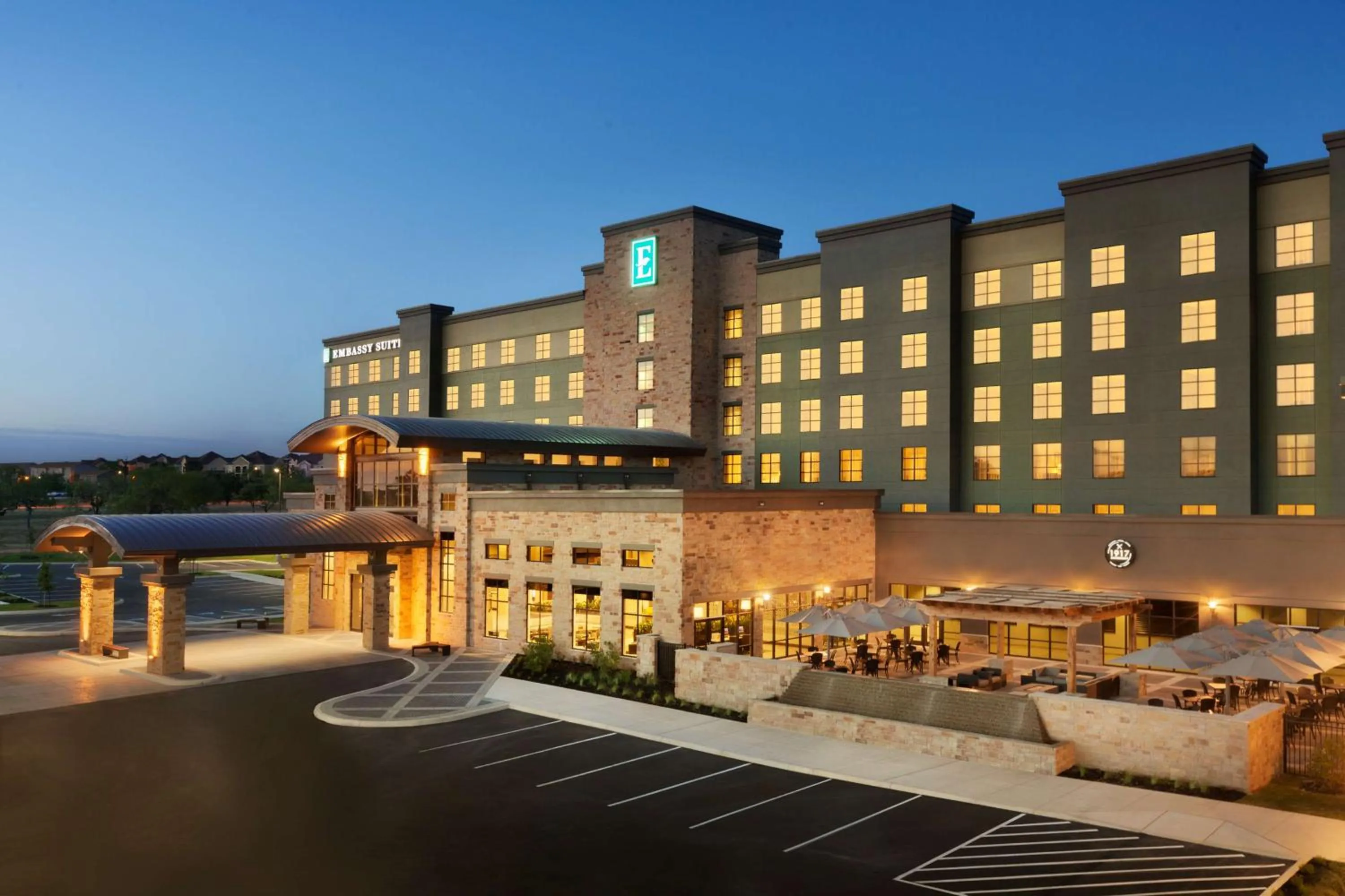 Property building in Embassy Suites San Antonio Brooks City Base Hotel & Spa