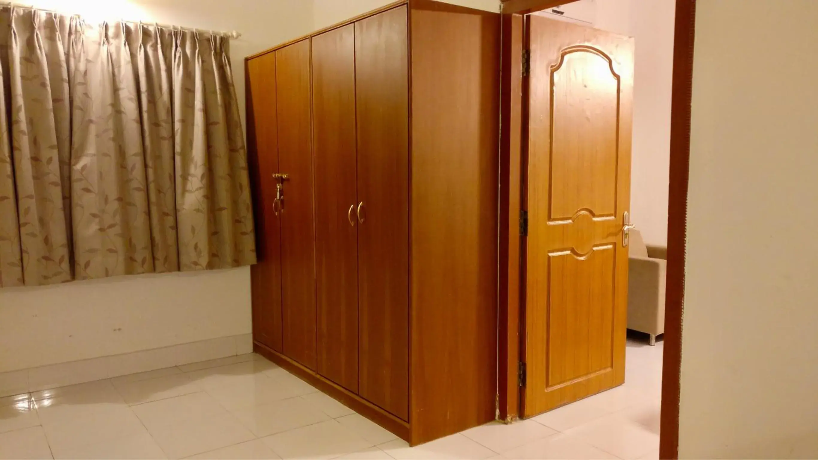 Family Suite in Sai Towers Family Suite in Sai Towers