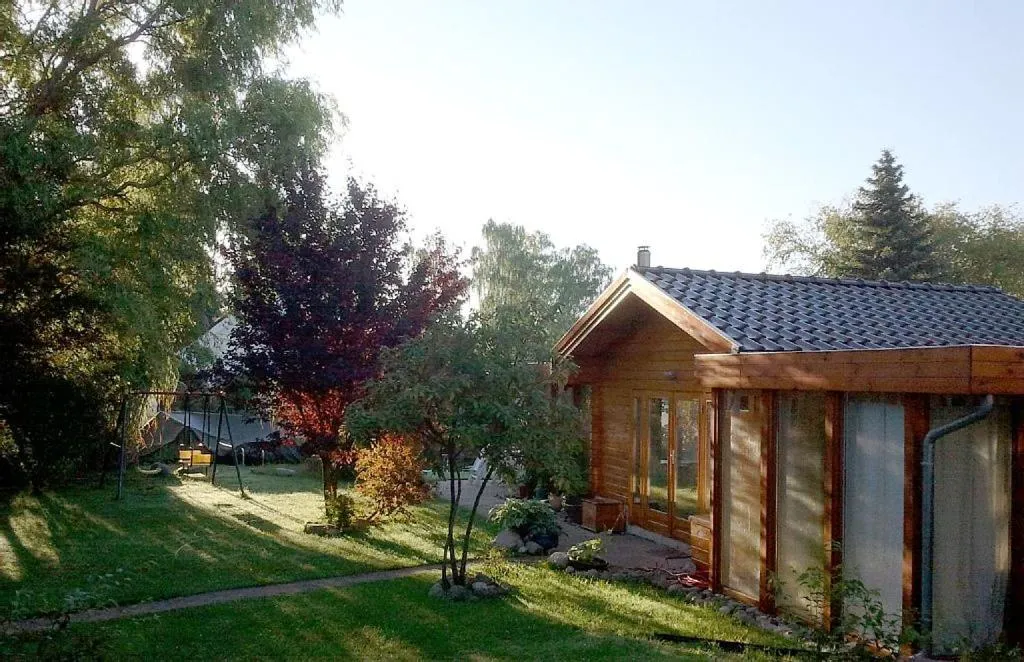 Garden view in Pension an der Elsterbrücke