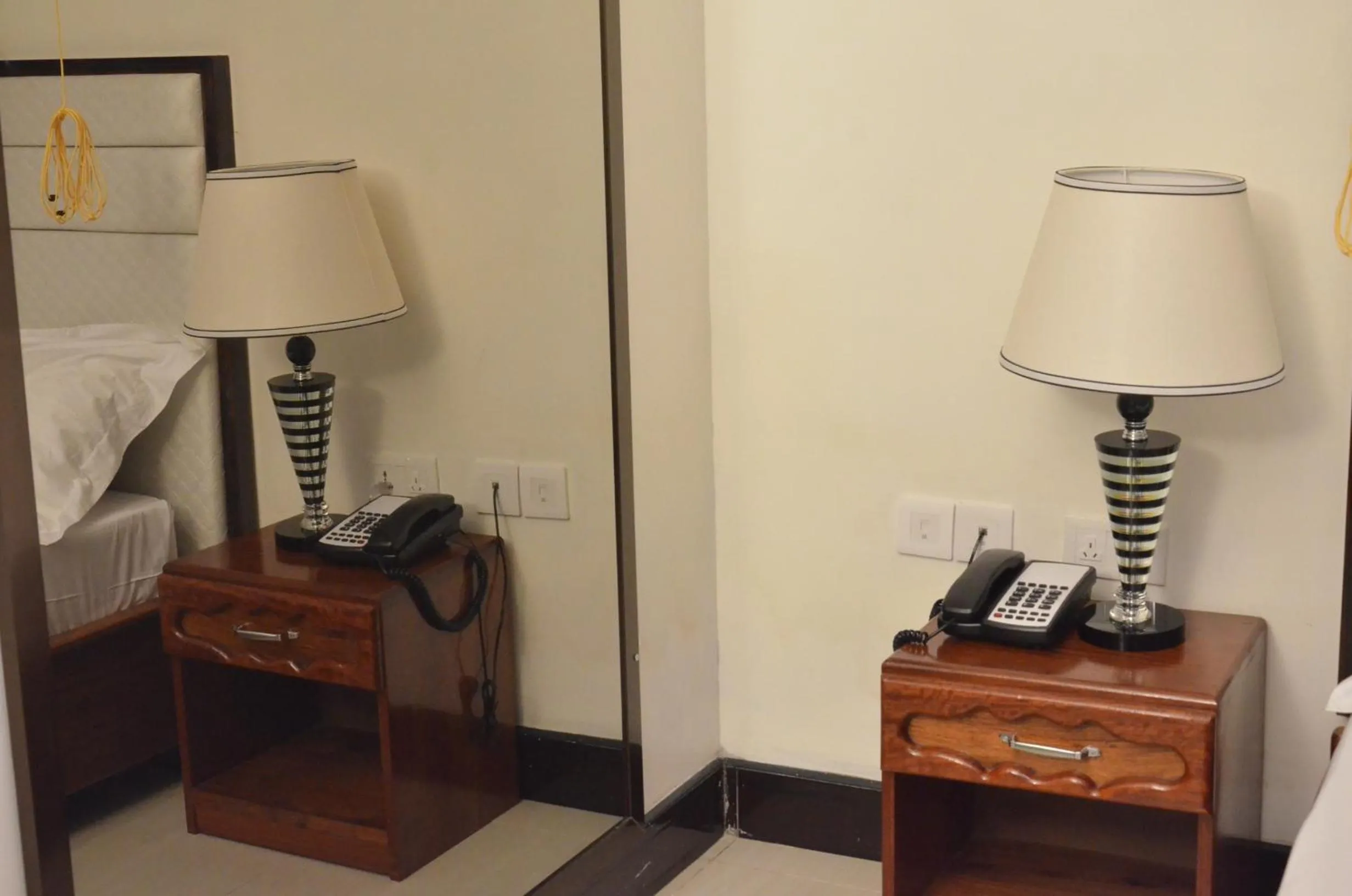 Living room, Bed in Nefaland Hotel