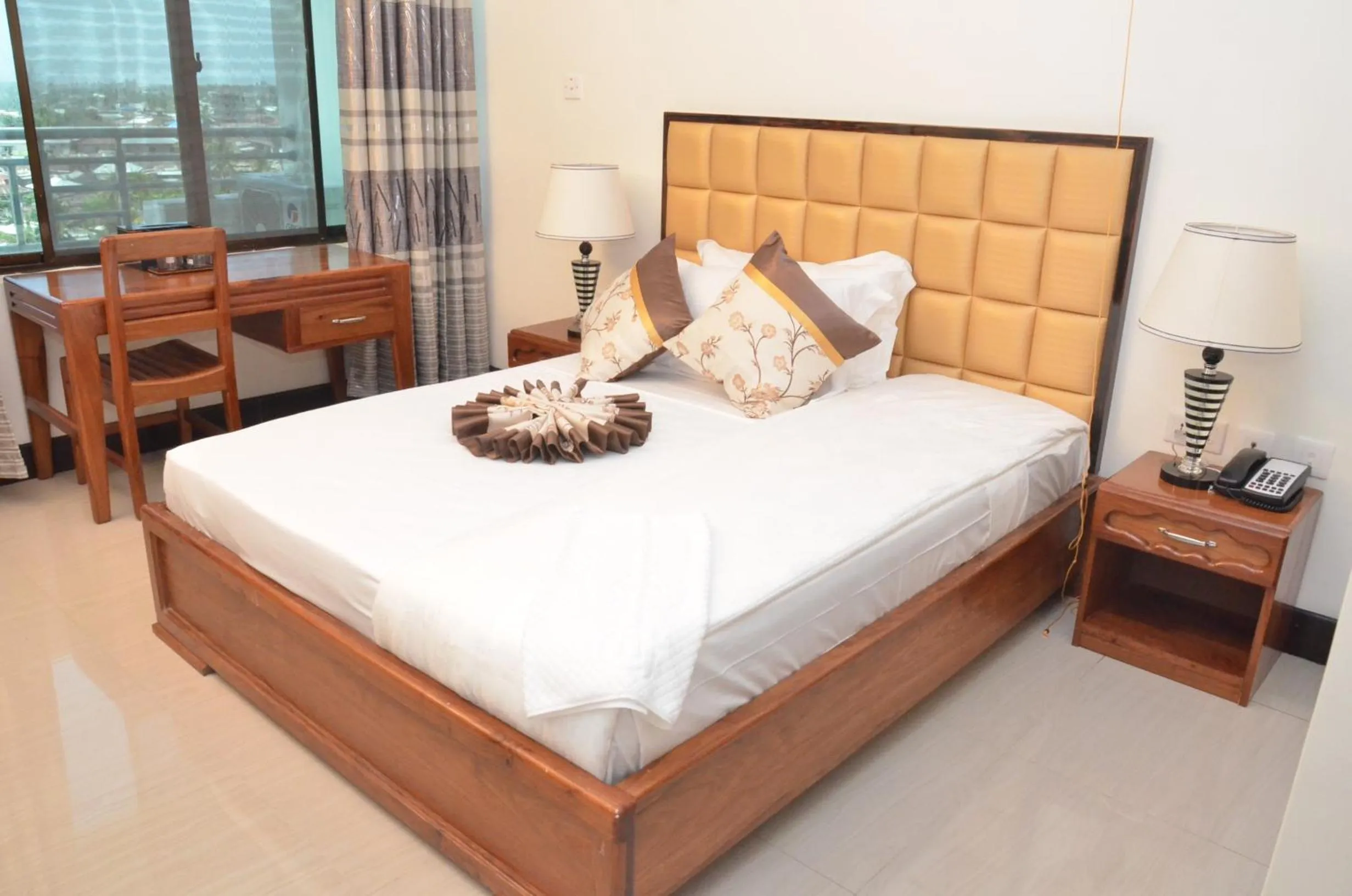 bunk bed, Bed in Nefaland Hotel