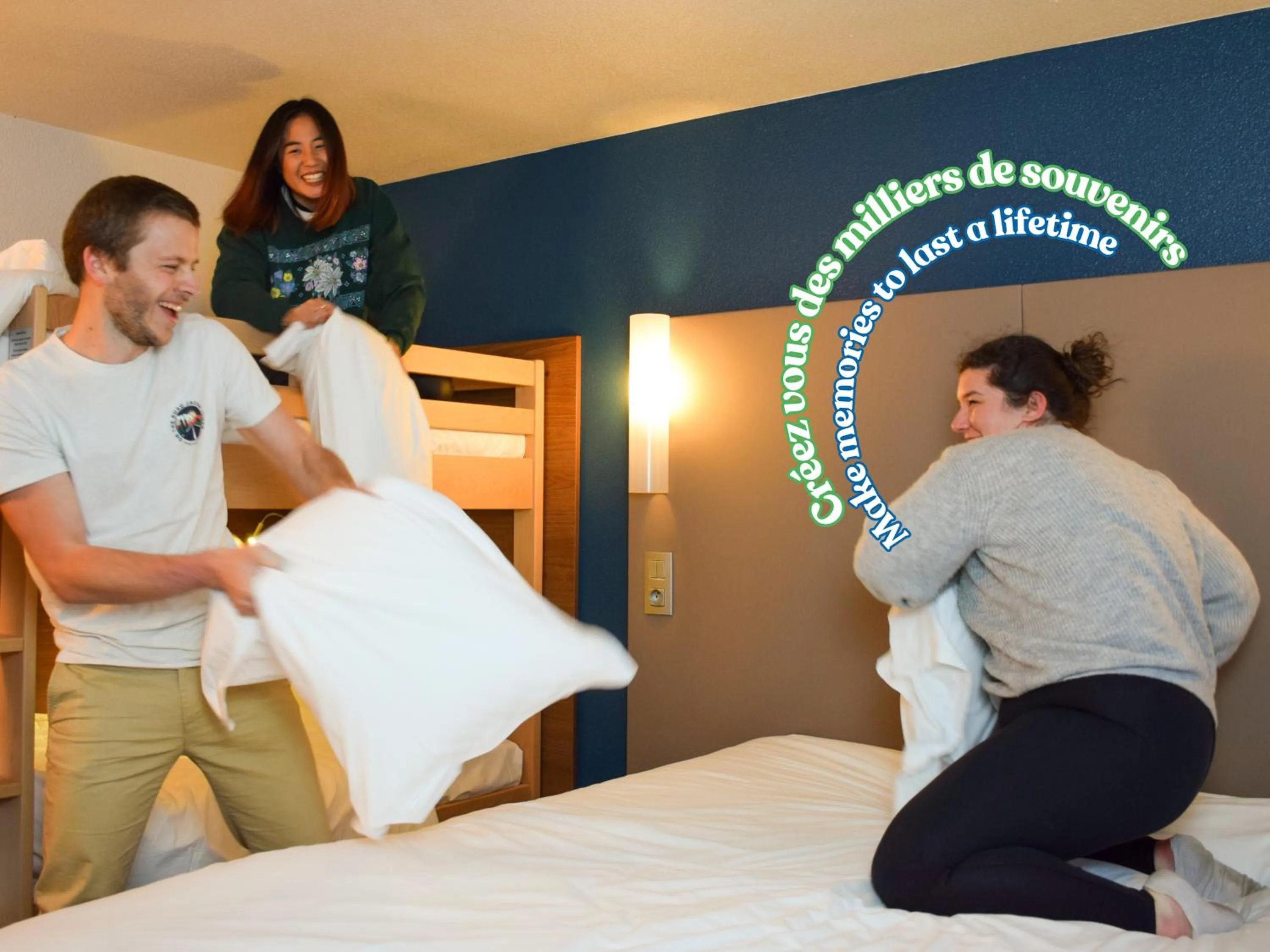 Bedroom, Bed in Campanile Millau