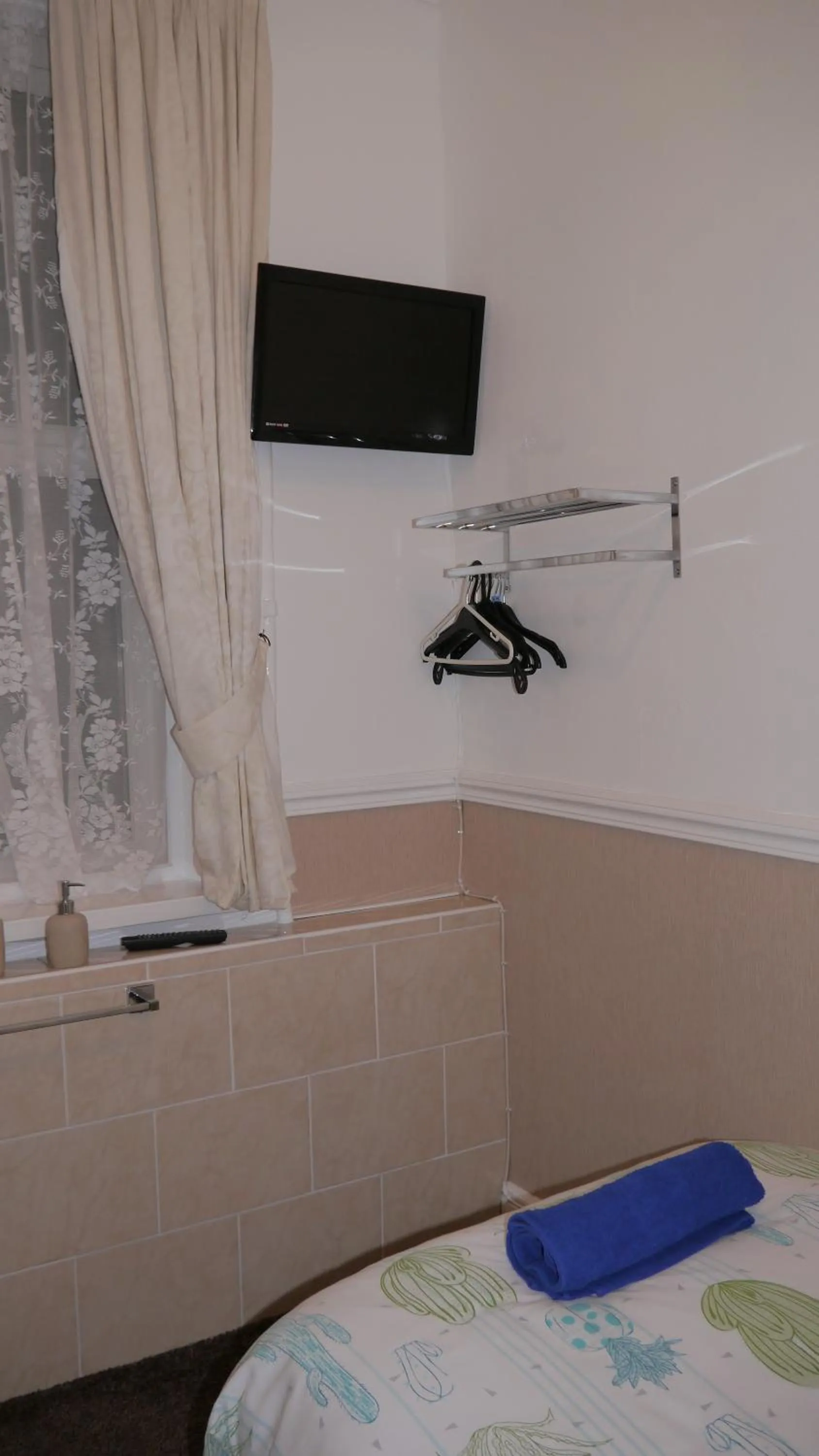 Bed in Hornby House Hotel