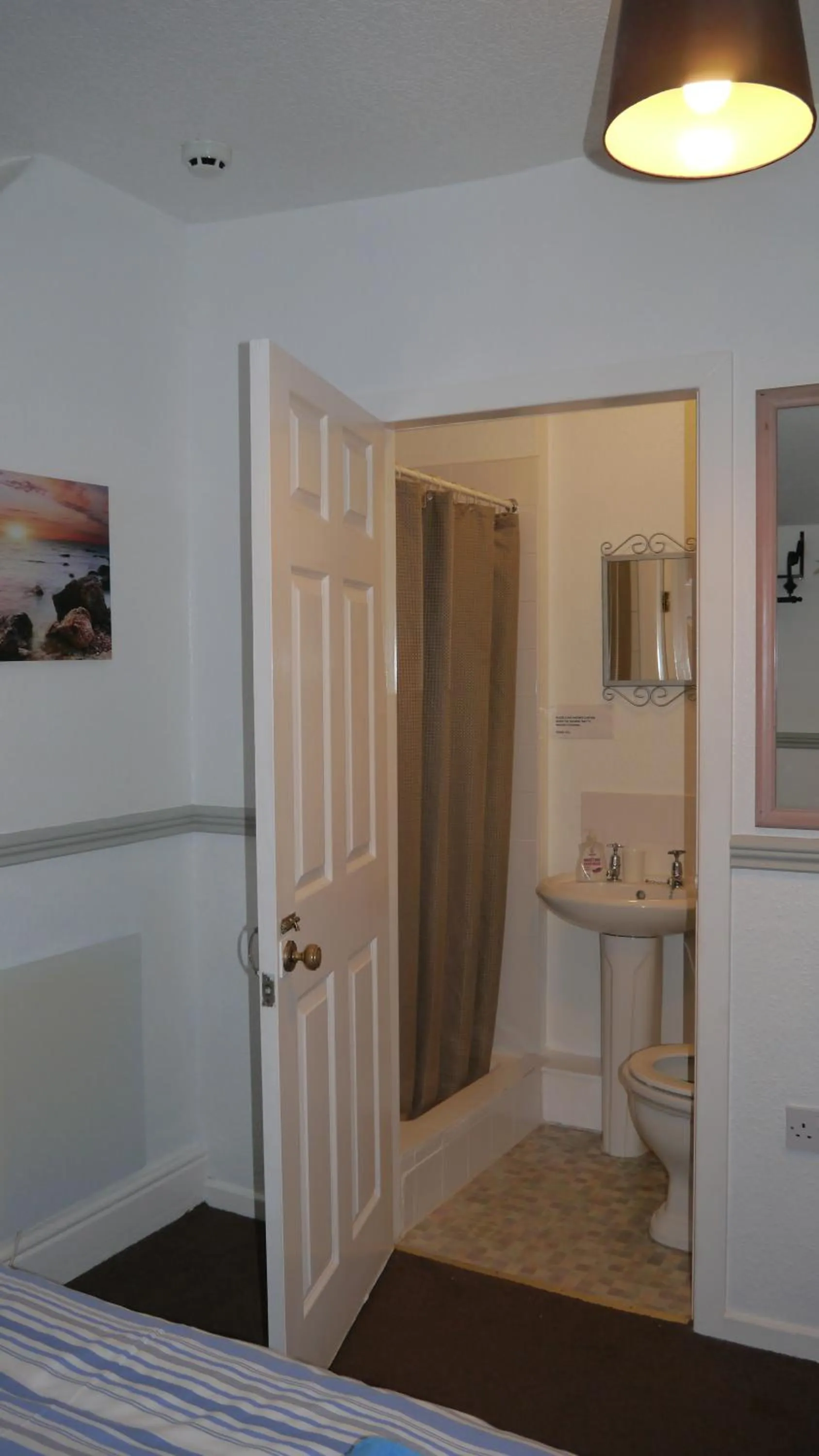 Bed in Hornby House Hotel