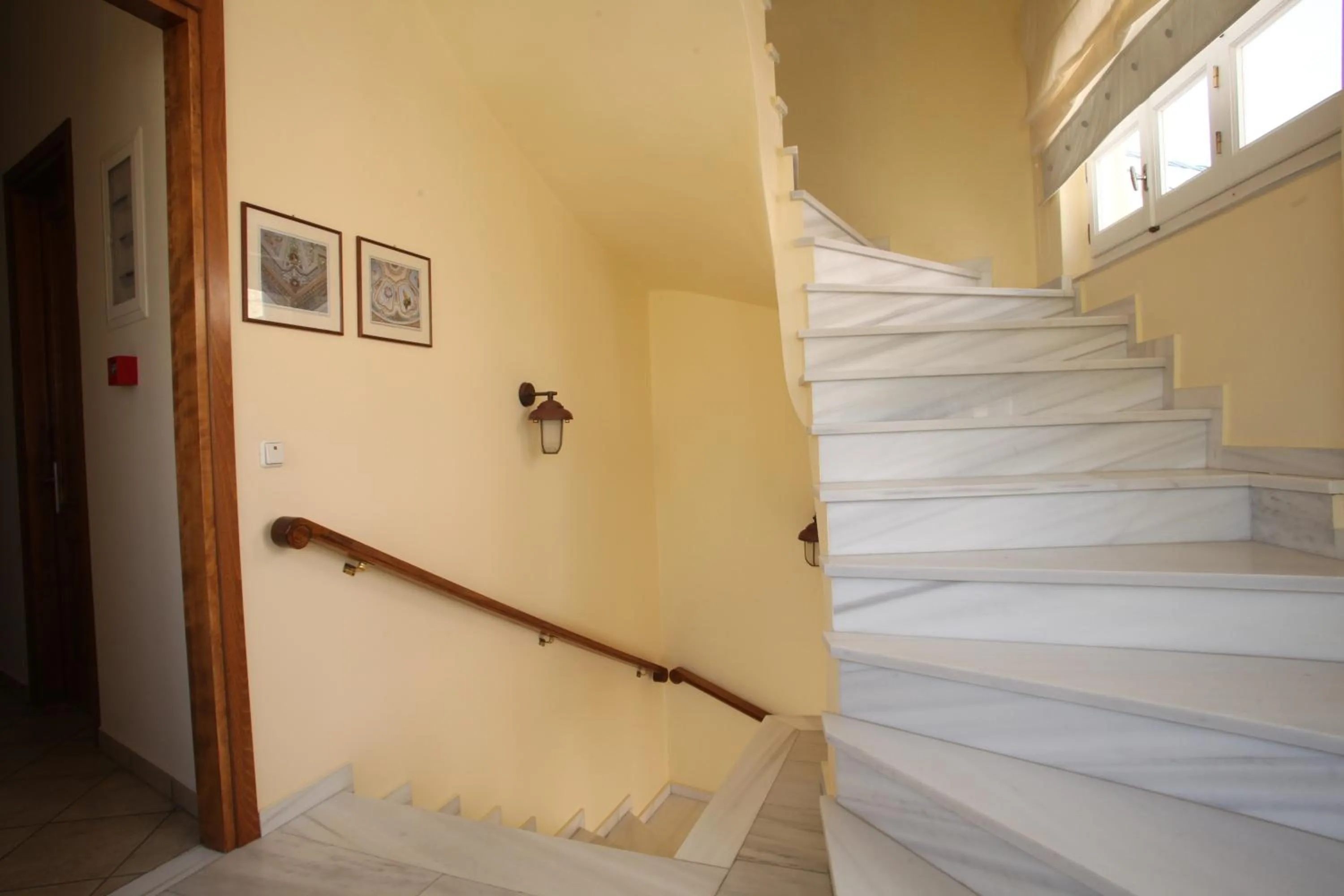 Other in Esperance 2