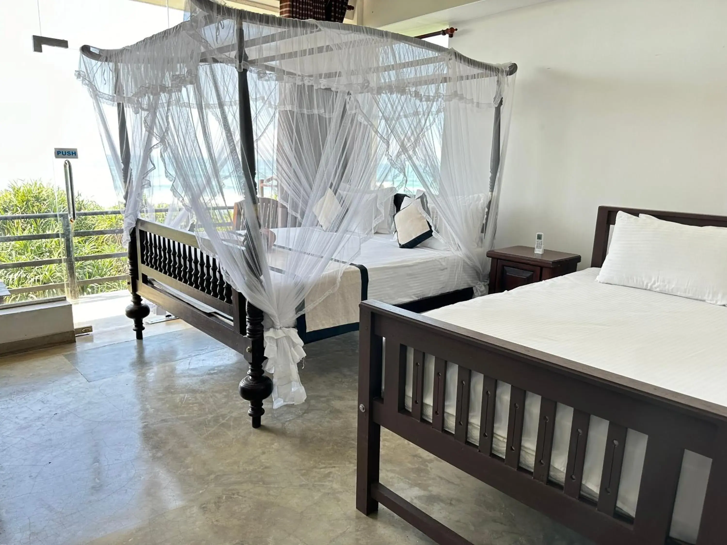 Deluxe Double Room with Balcony and Sea View - single occupancy in Mirissa Gate Resort Deluxe Double Room with Balcony and Sea View - single occupancy in Mirissa Gate Resort