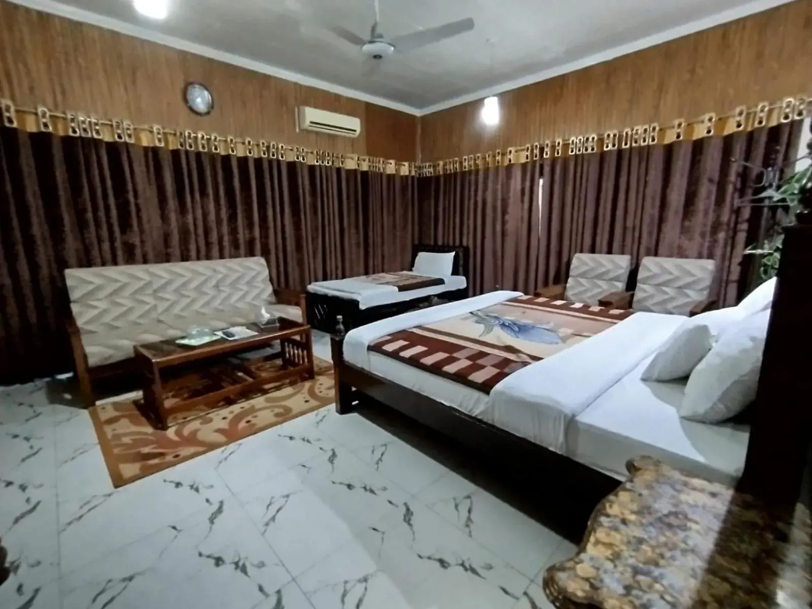 Budget Twin Room in Alaf Laila Guest House Budget Twin Room in Alaf Laila Guest House