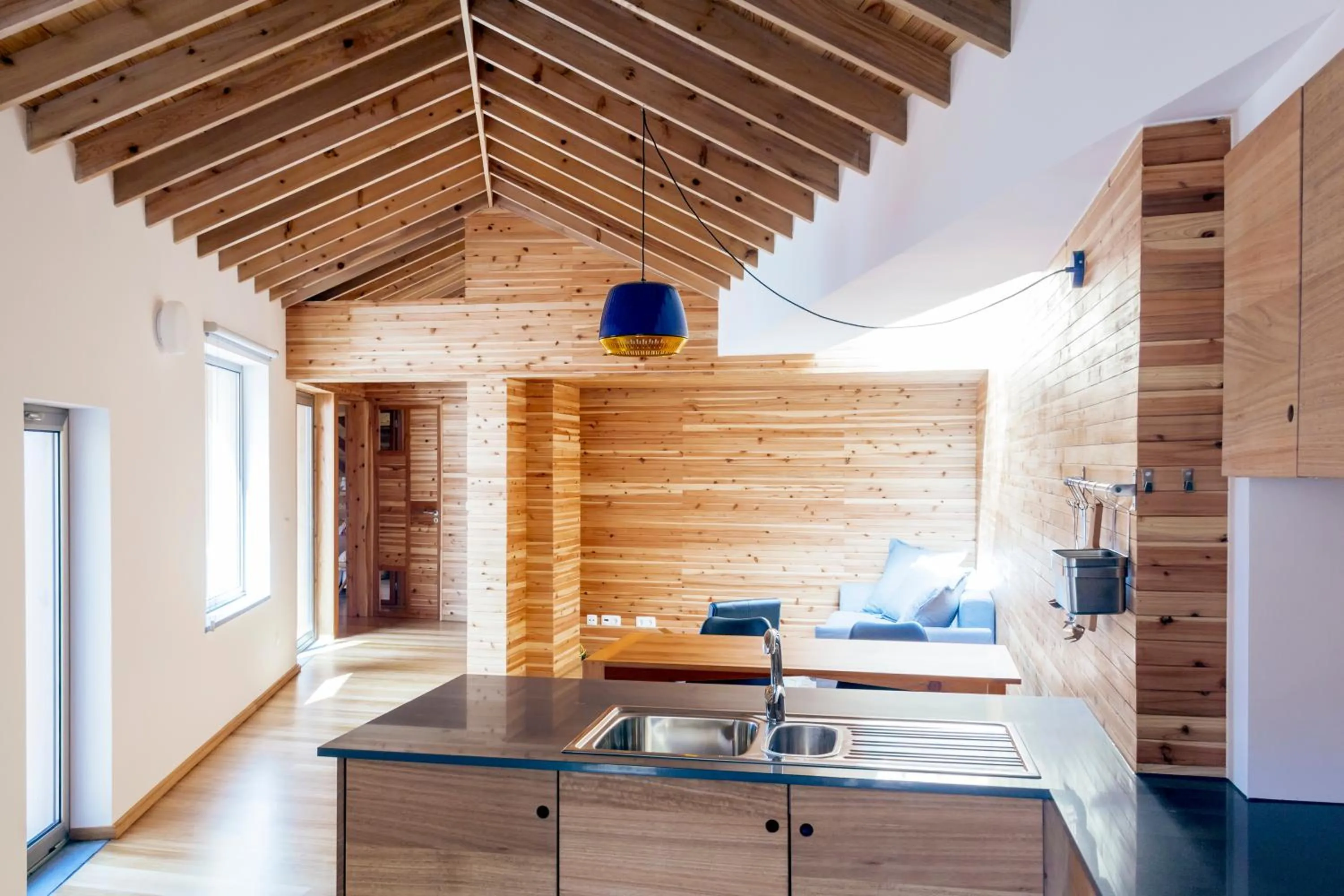 Food and drinks in Porto Pim Bay