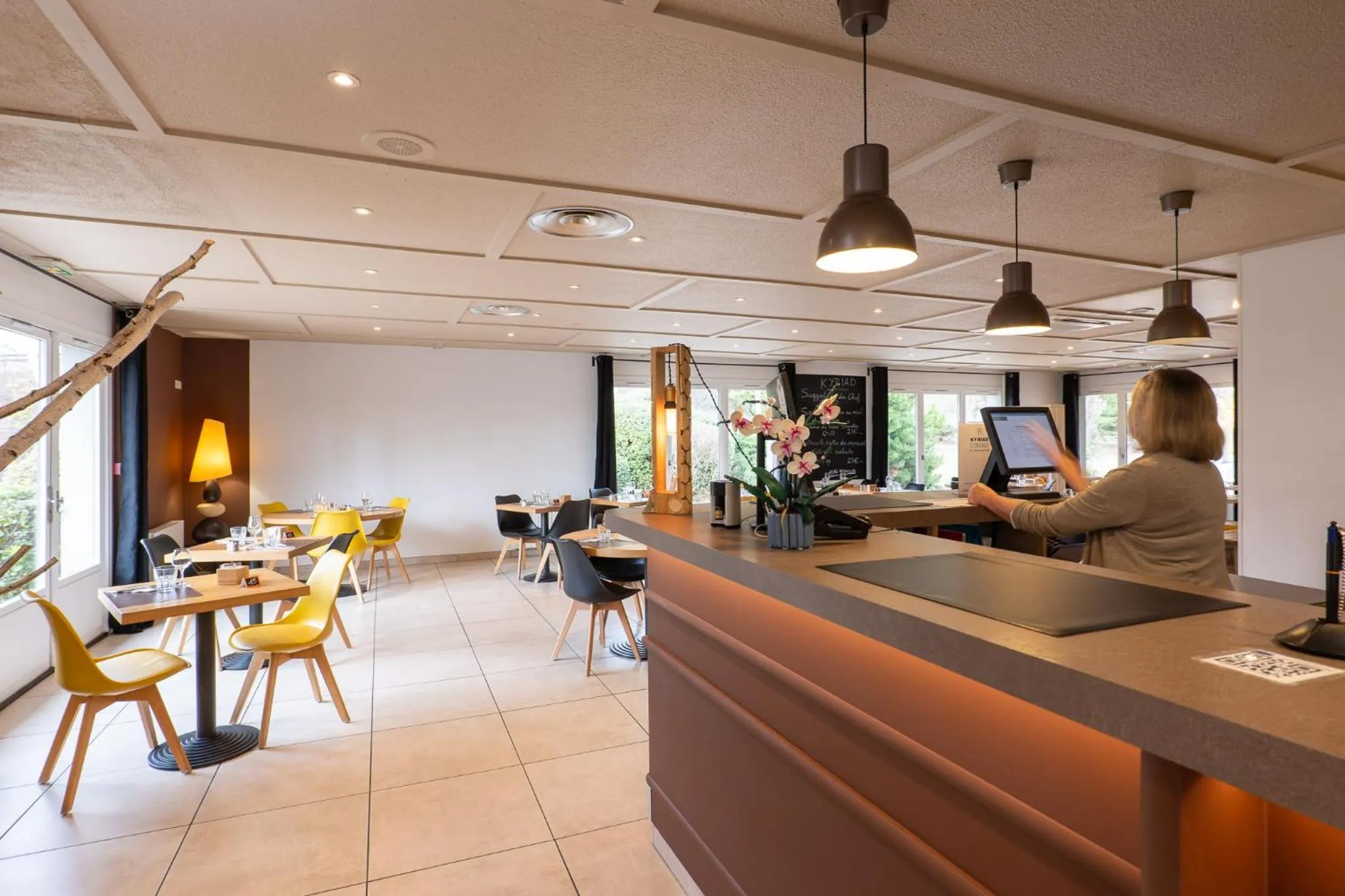 Property building in Kyriad Digne-Les-Bains