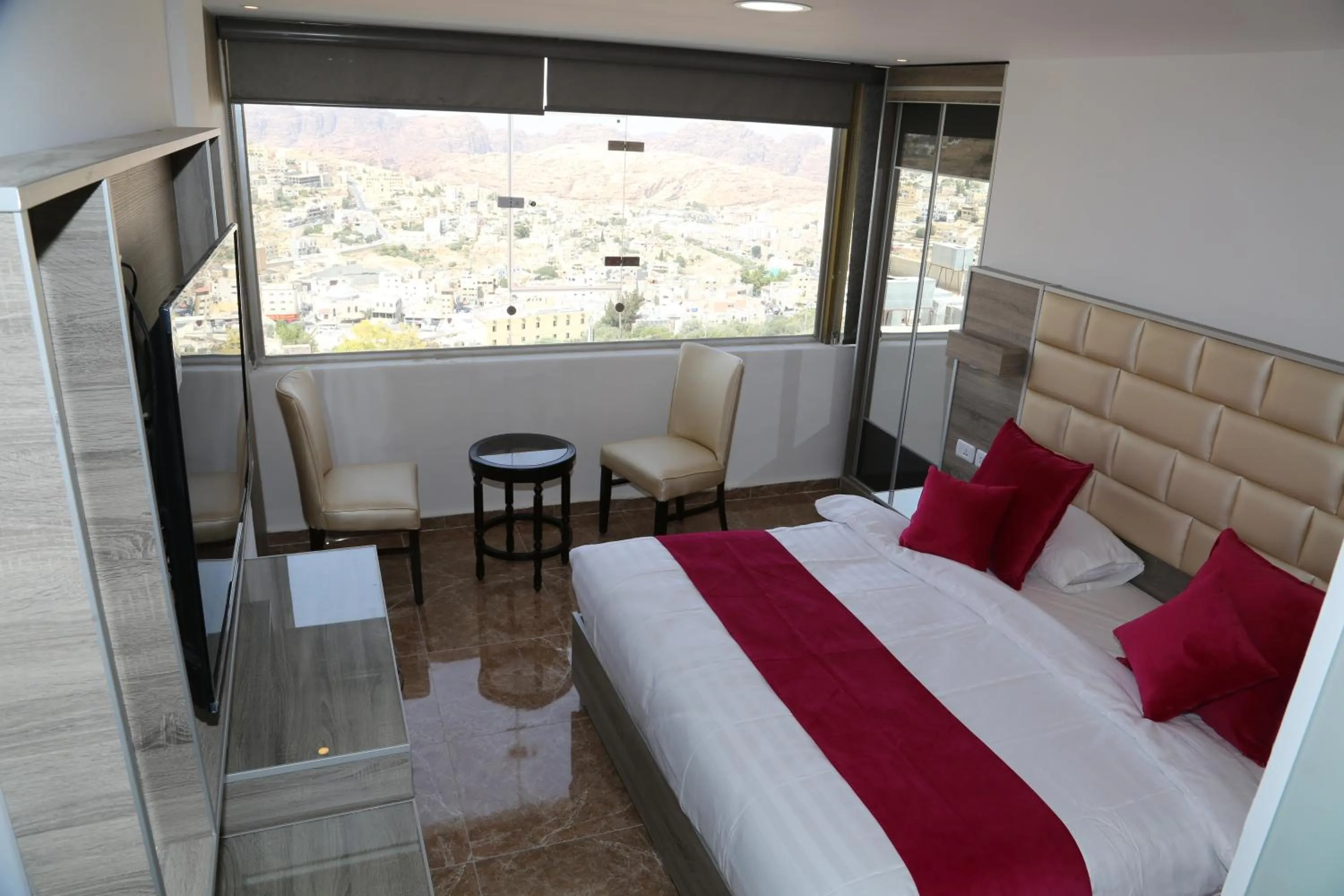 City view, Bed in Petra Sella Hotel
