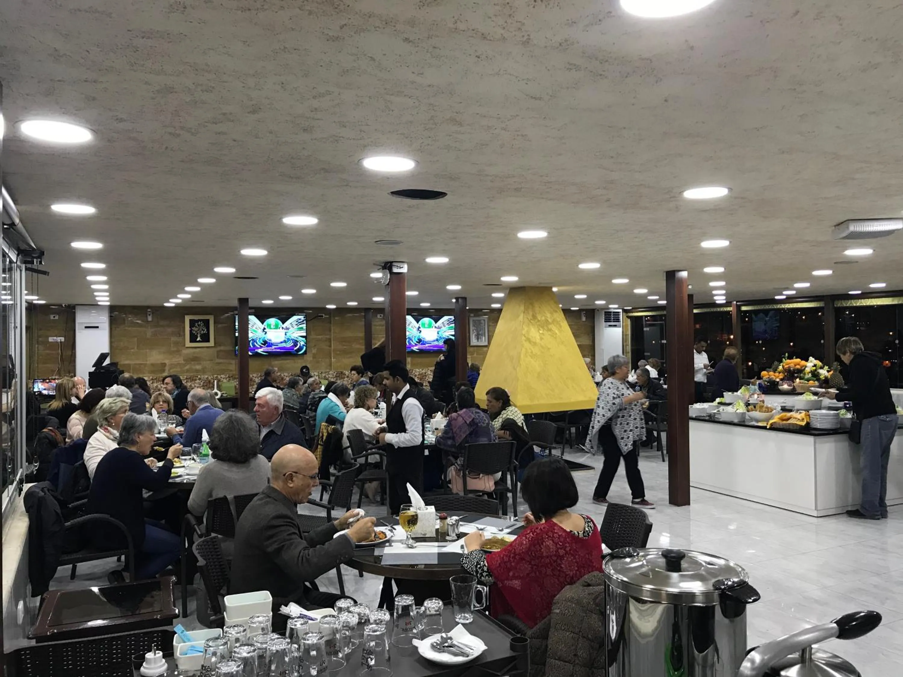 Restaurant/places to eat in Petra Sella Hotel