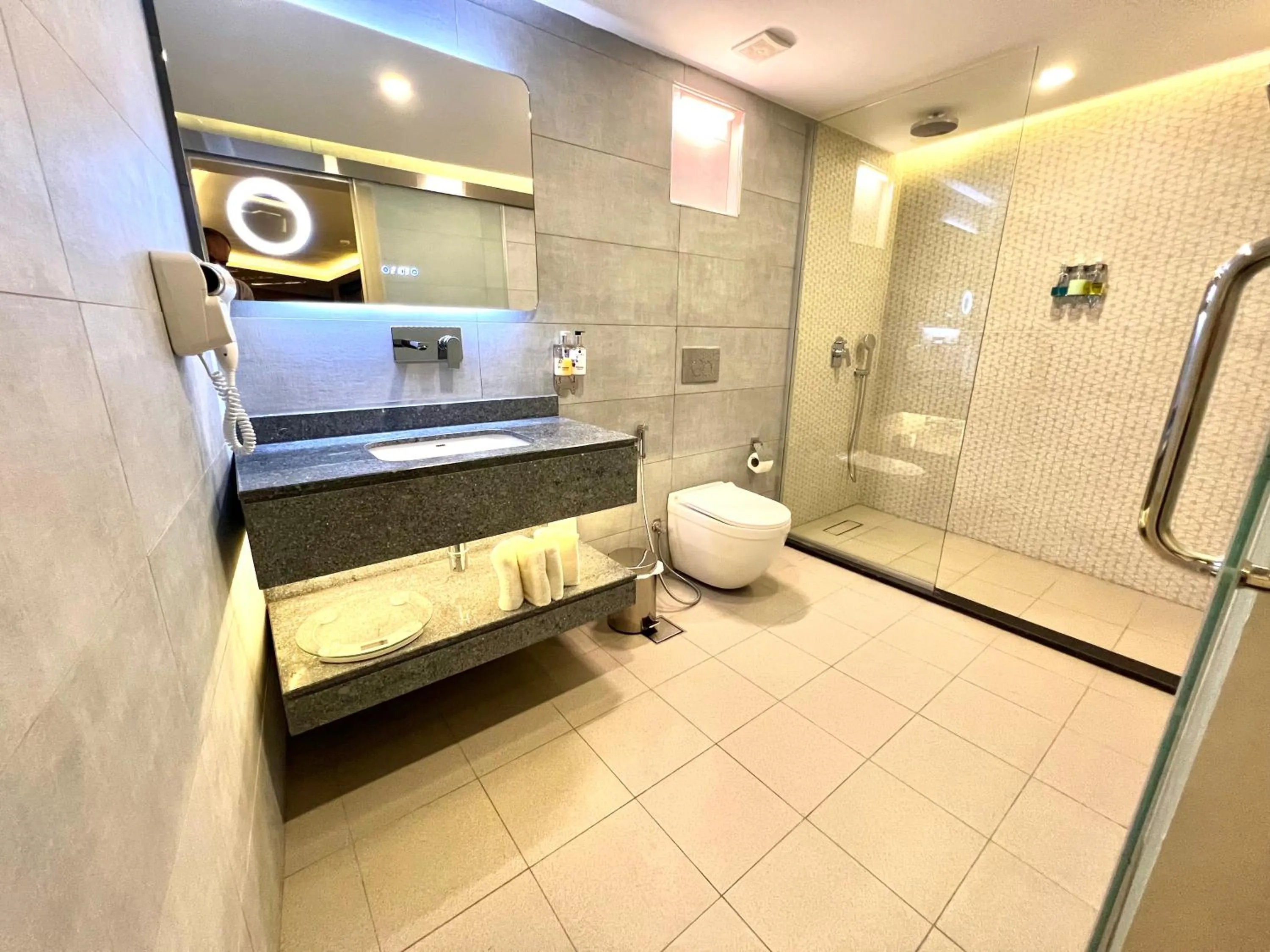 Bathroom in Petra Sella Hotel