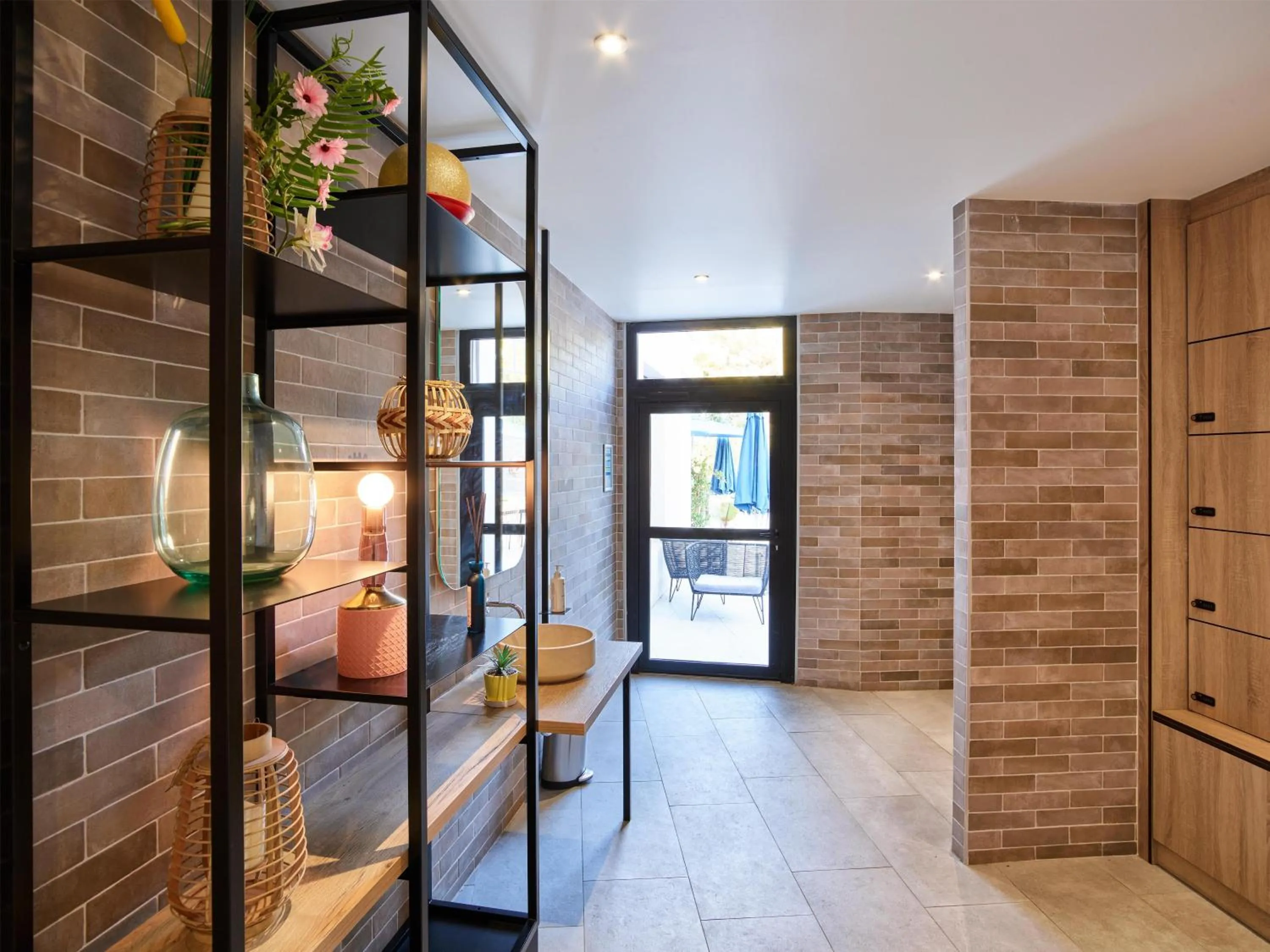 Pool view in Radisson Hotel Aix En Provence